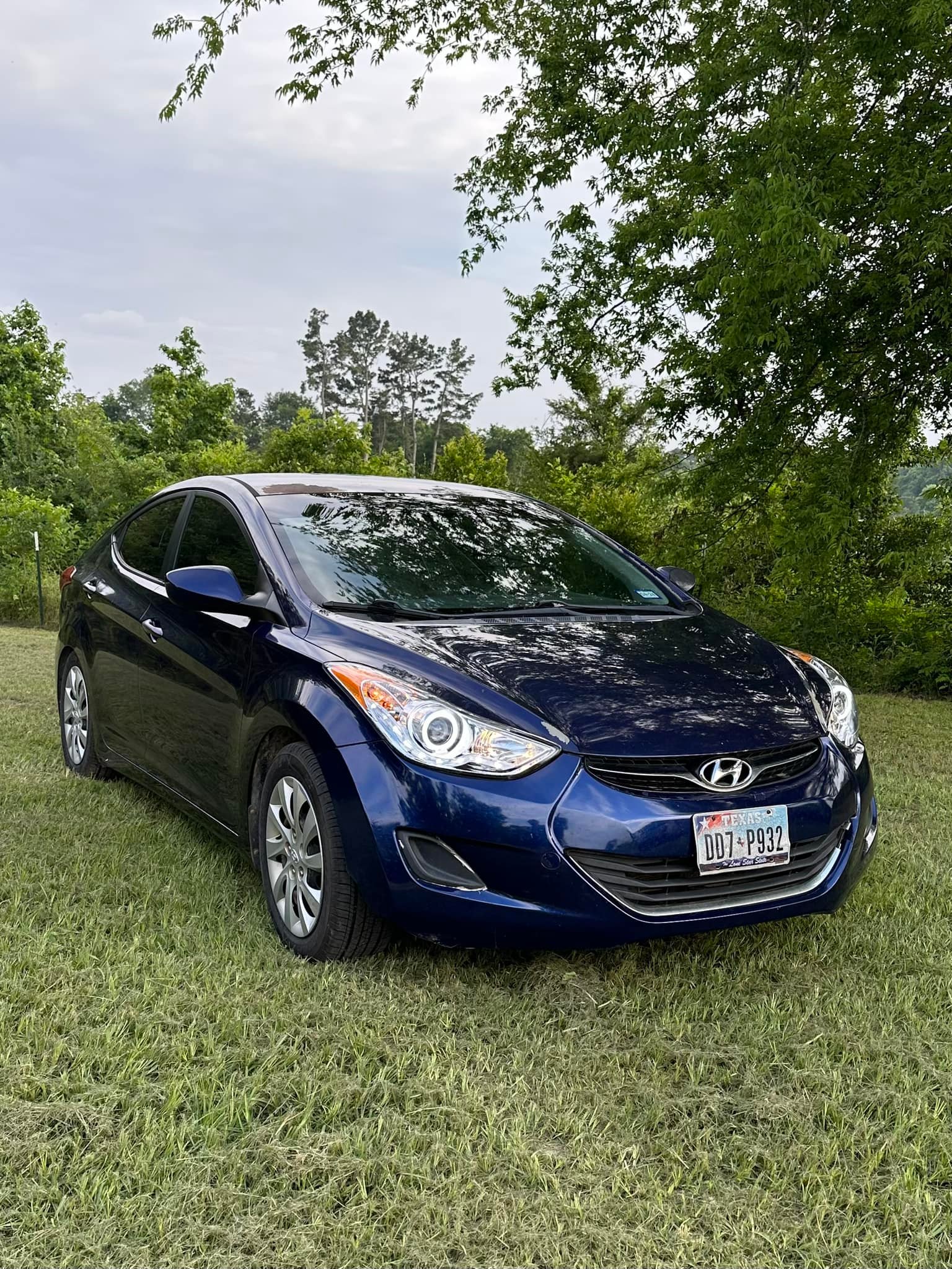 2005 Hyundai Elantra GLS - 4dr Hatchback 2.0L Manual