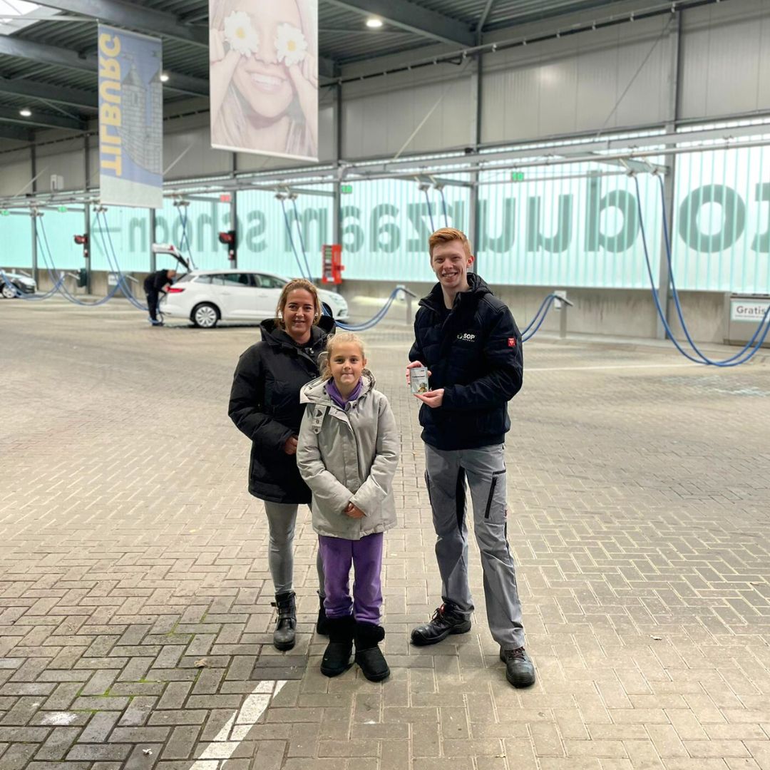 🎉 Gefeliciteerd aan de gelukkige... - SOP Autowas Tilburg | Facebook