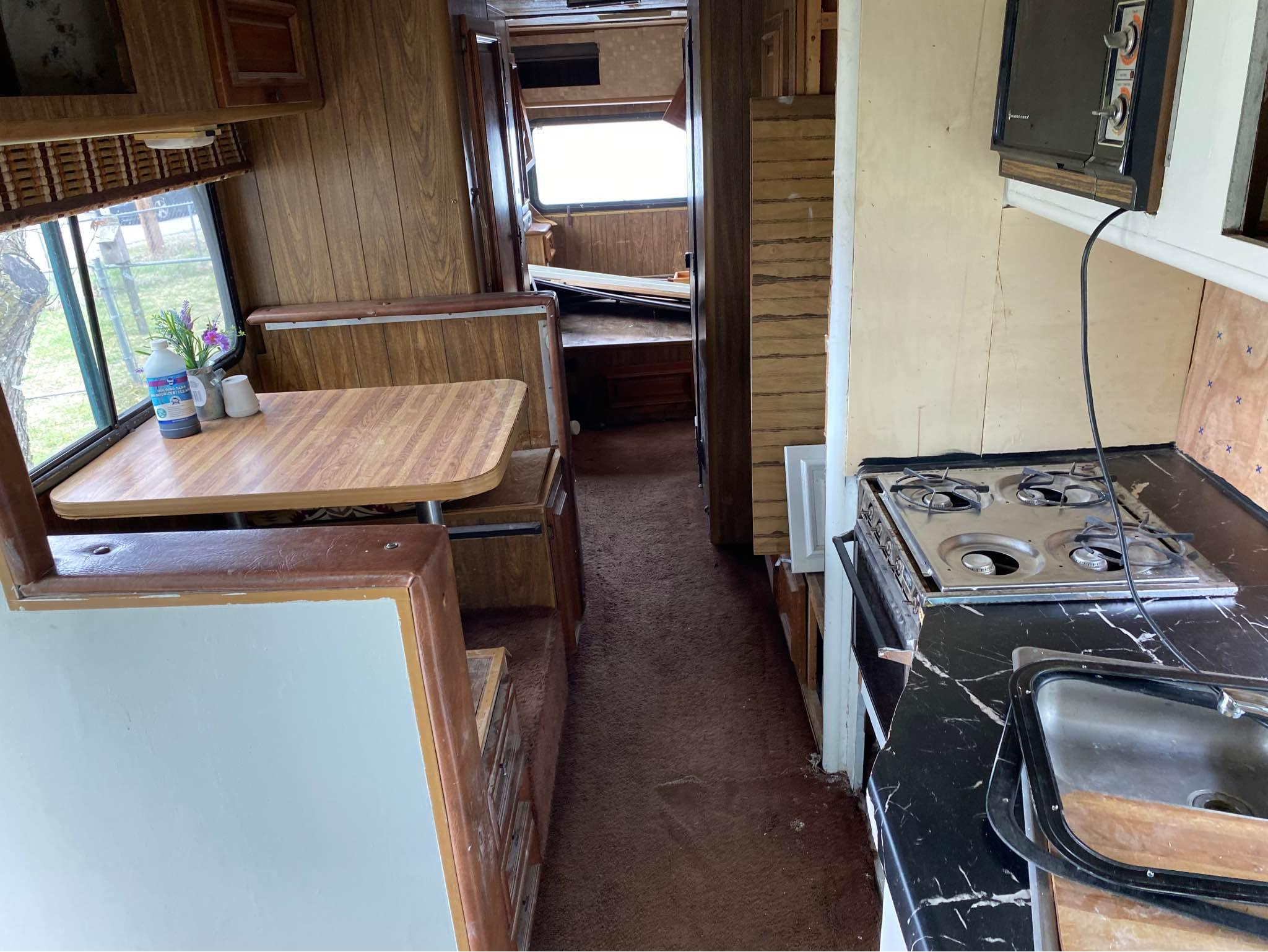 1986 Allegro by Tiffin RV 454 AT 32’ w/tag axle Onan generator - RVs ...