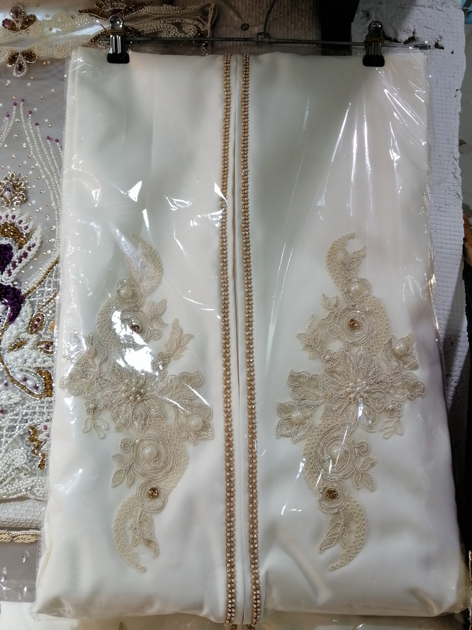 كاب خدمة طرابلسيه 😍قماش رازو امريكي امبطن ع طرفين خدمة دراجة اولى تشطيب ...