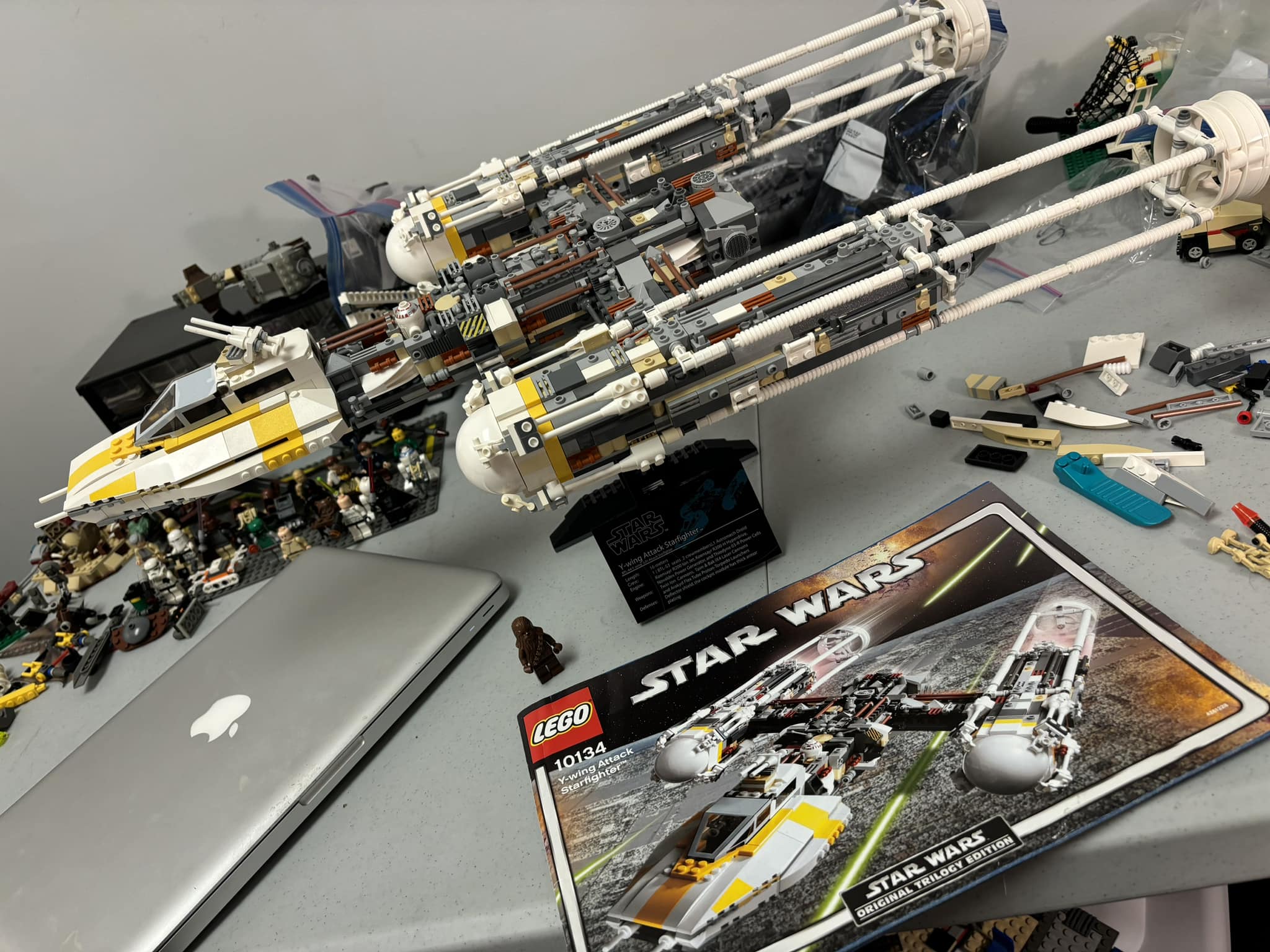 Rebuilding a UCS Y-Wing Attack Starfighter