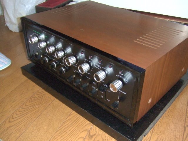 SANSUI AU-999 (Include Wood Case C-17)