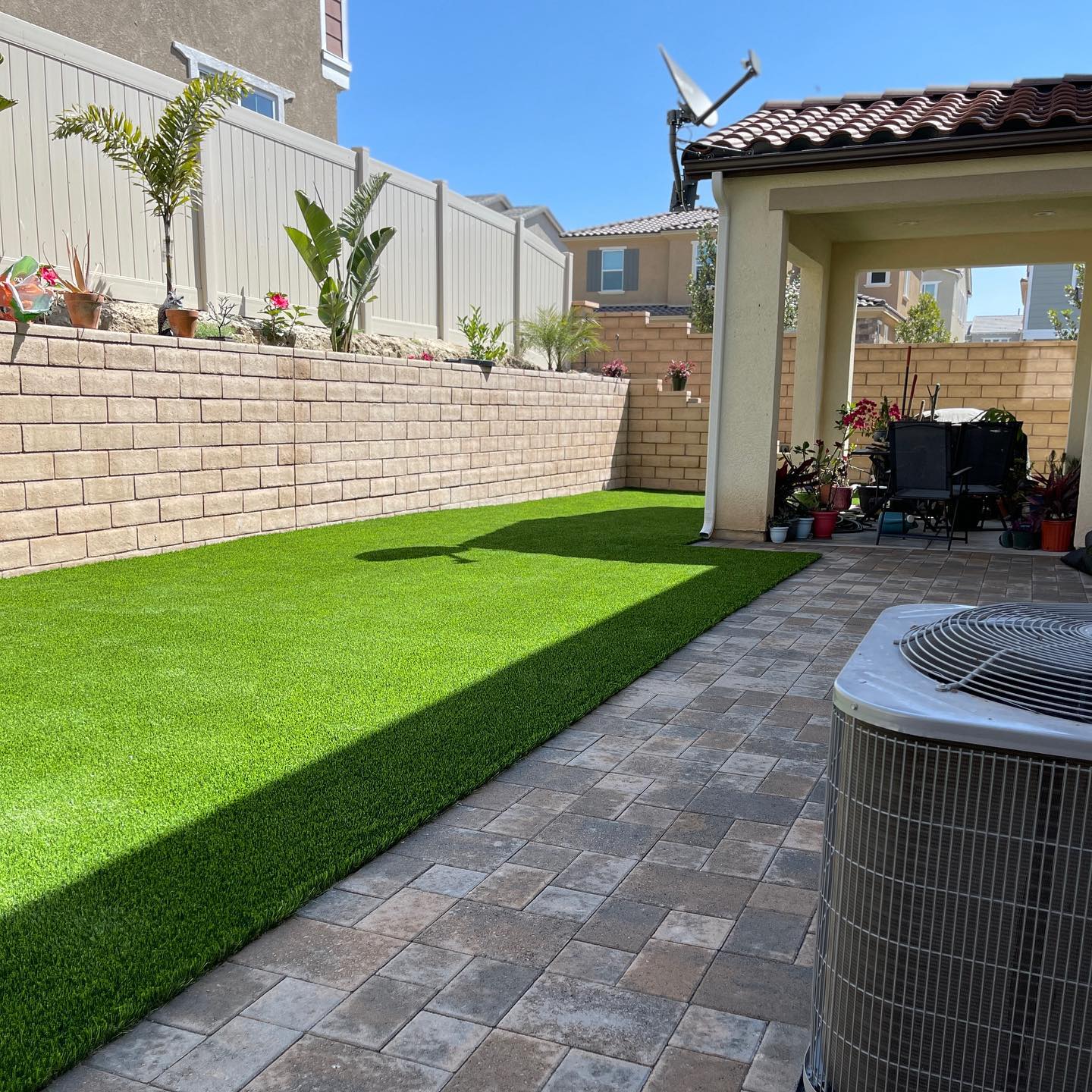 No more dust! #turf #pavers... - Alpha Turf Synthetic Turf