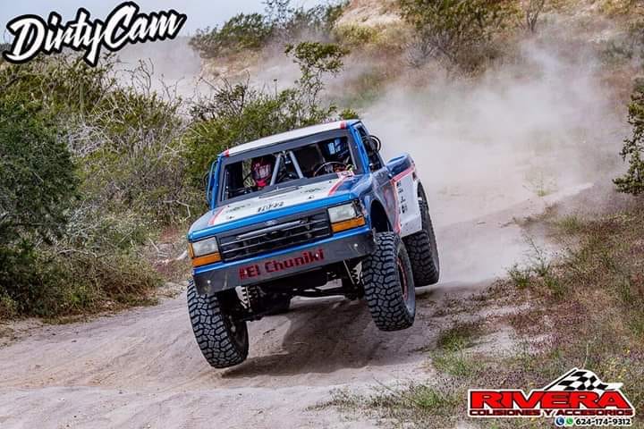 Banderillas El Racing | Ensenada