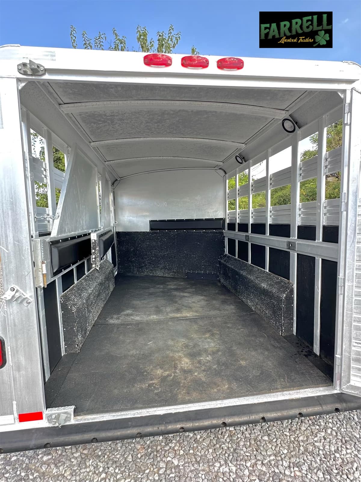 Farrell Livestock Trailers... - Farrell Livestock Trailers