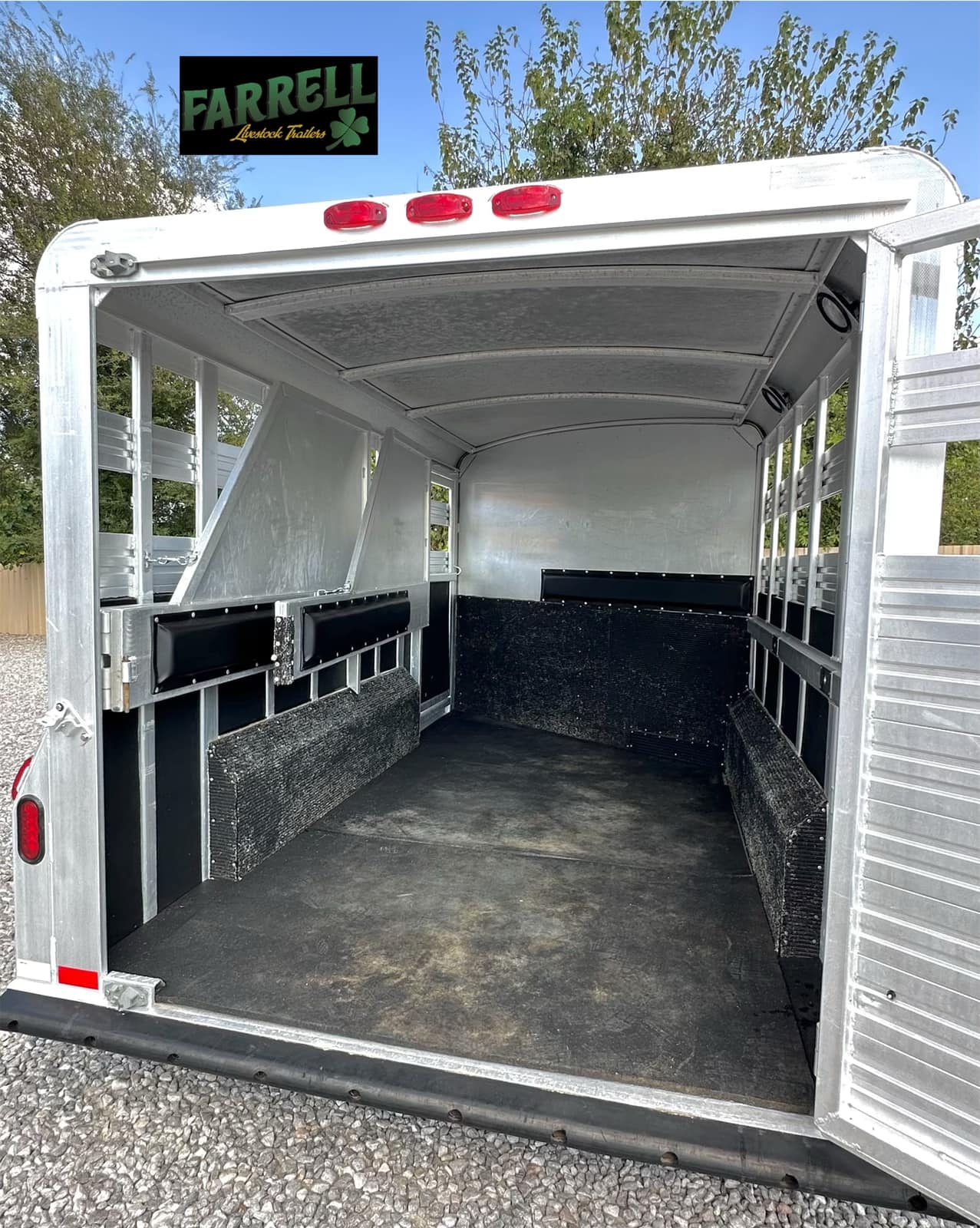 Farrell Livestock Trailers... - Farrell Livestock Trailers