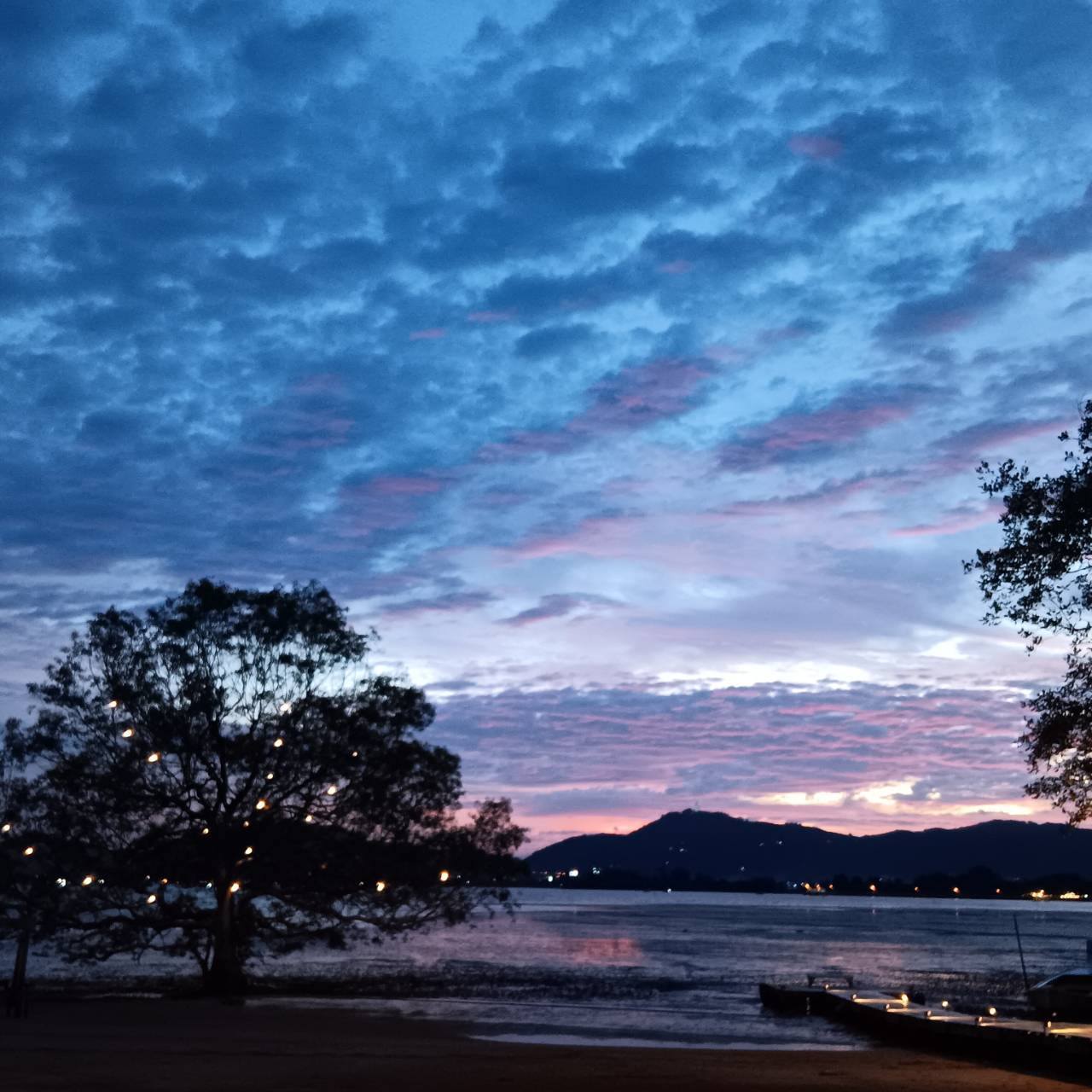 ชิลริมเล Chill Rim Lay | Phuket