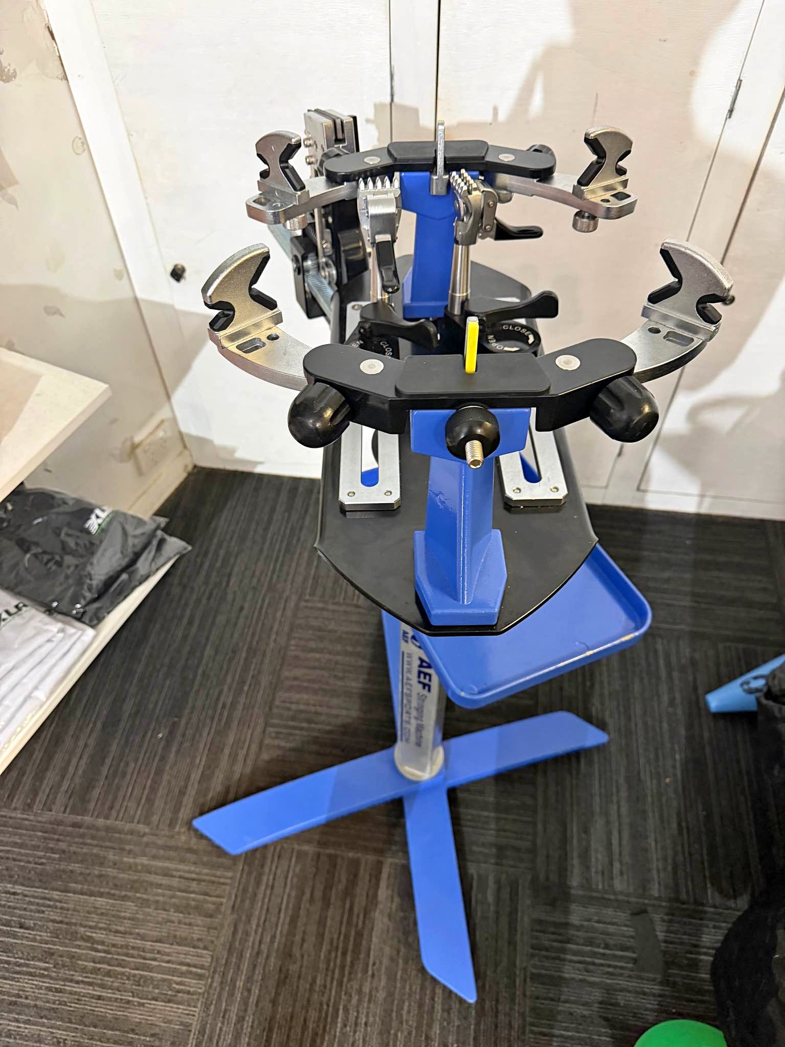 Stringing Machine- manual - Weight Lifting Machines & Racks - Gold ...