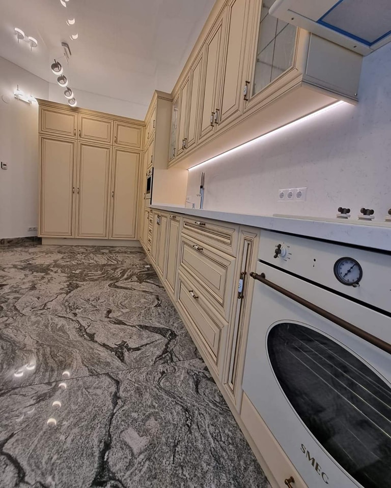Superbucatarii StudioLine | Deva