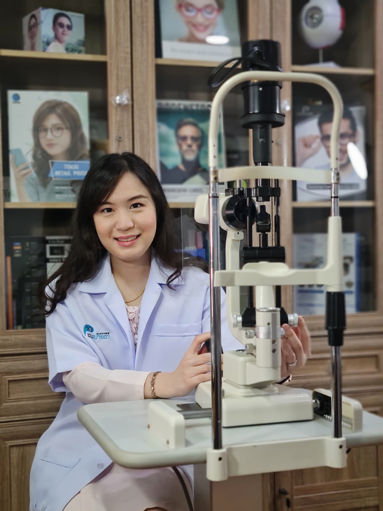 เป็นมากกว่าร้านแว่นตา... - แว่นสบายตา Soft View โดยจักษุแพทย์ | Facebook