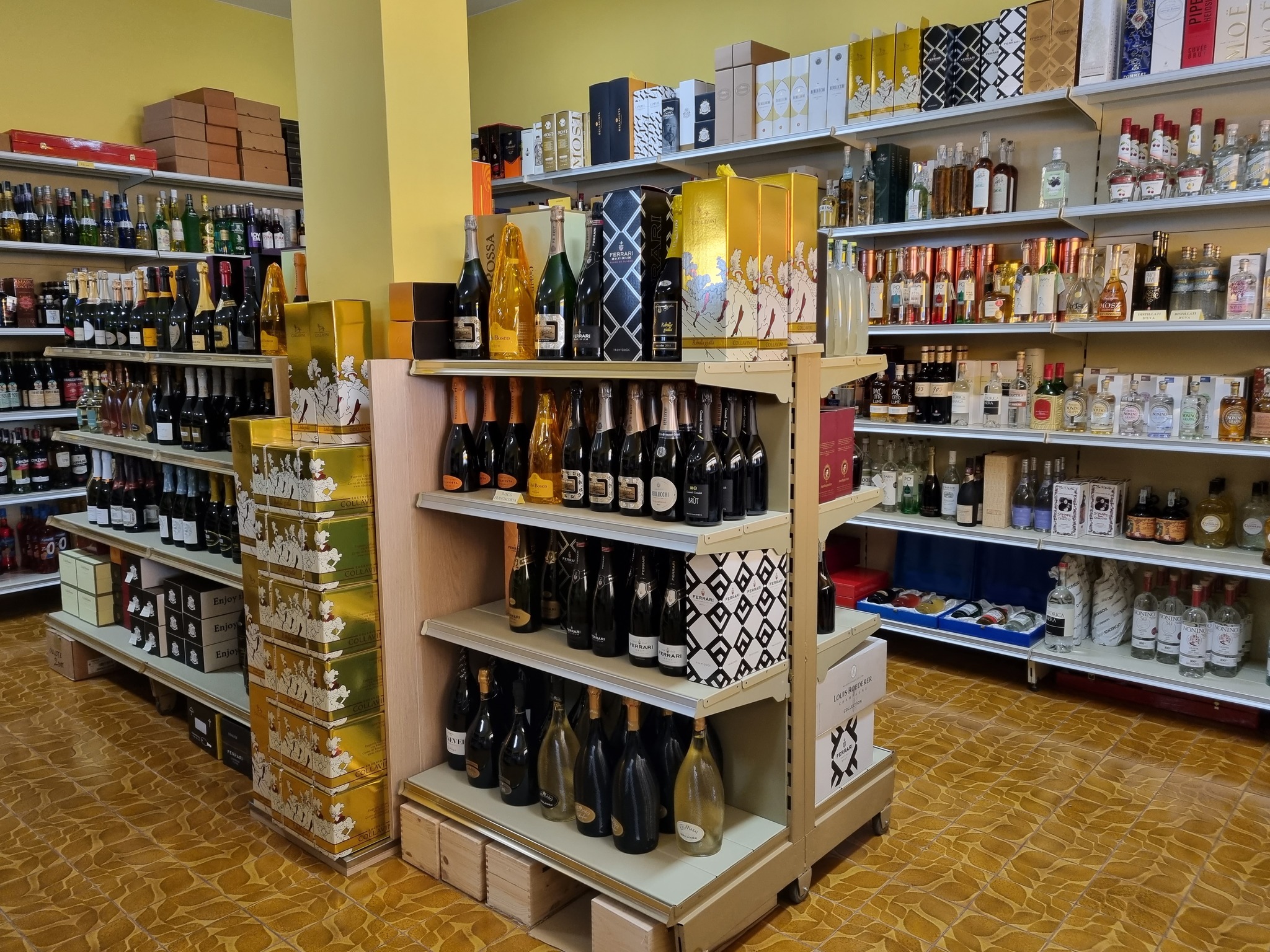 Strucchi Bianco White Vermouth | Complex Italian Aperitivo | Sweet