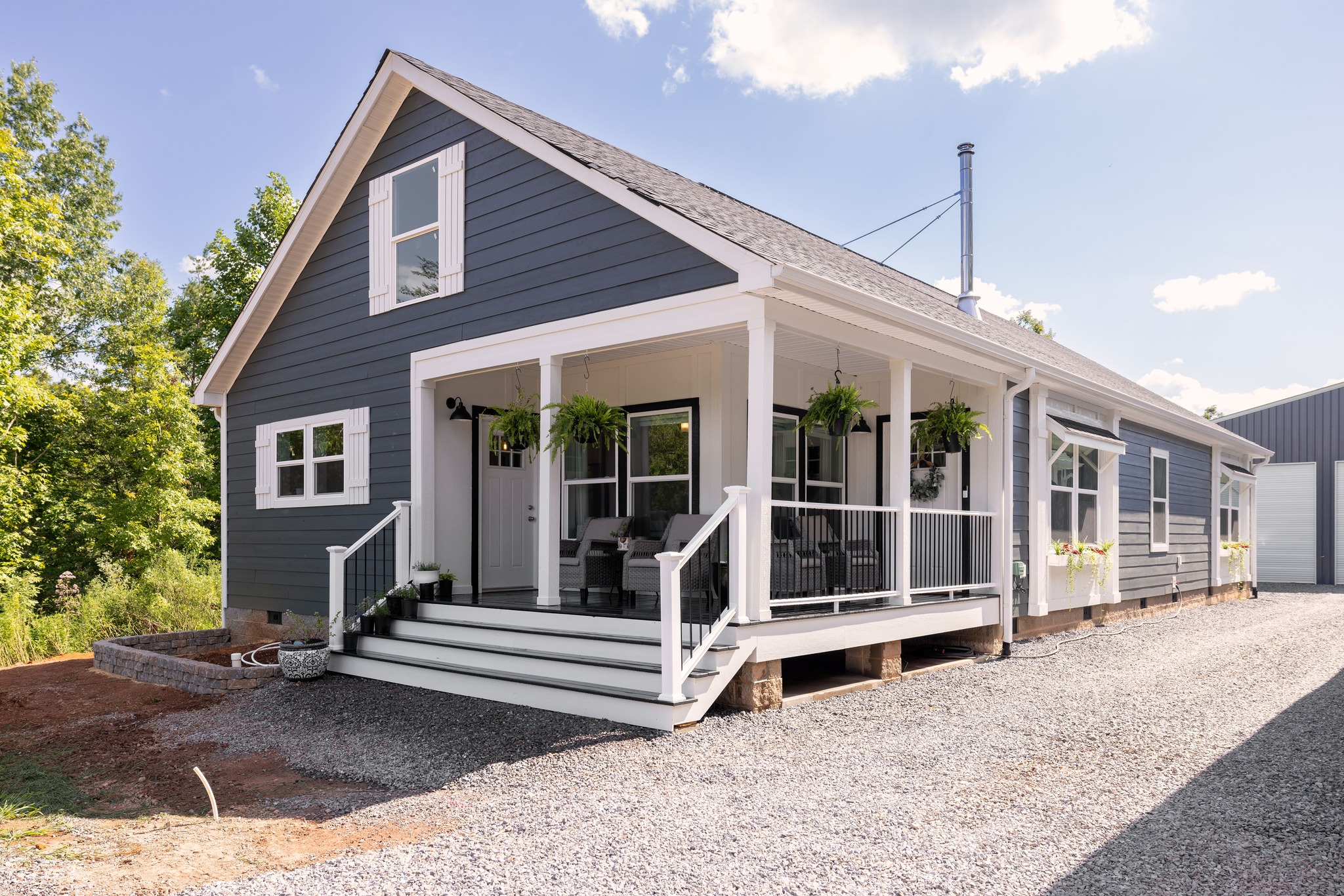 Manufactured Housing Institute - Now THAT is a wrapping porch! The roof ...
