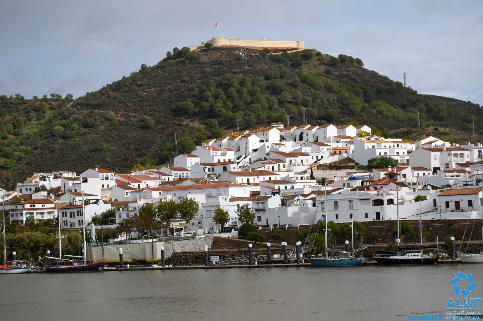 Toda a logística e... - ALUT-Algarviana Ultra Trail