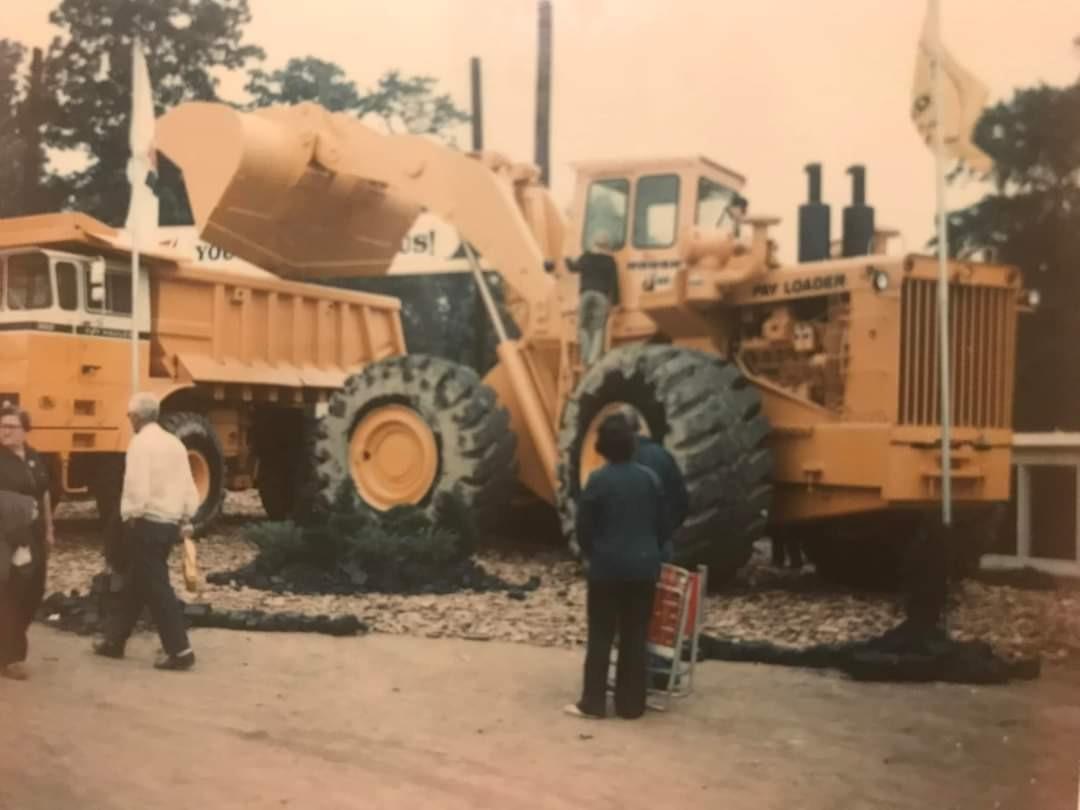 We are 14 days... - Old Construction & Mining Equipment Show | Facebook