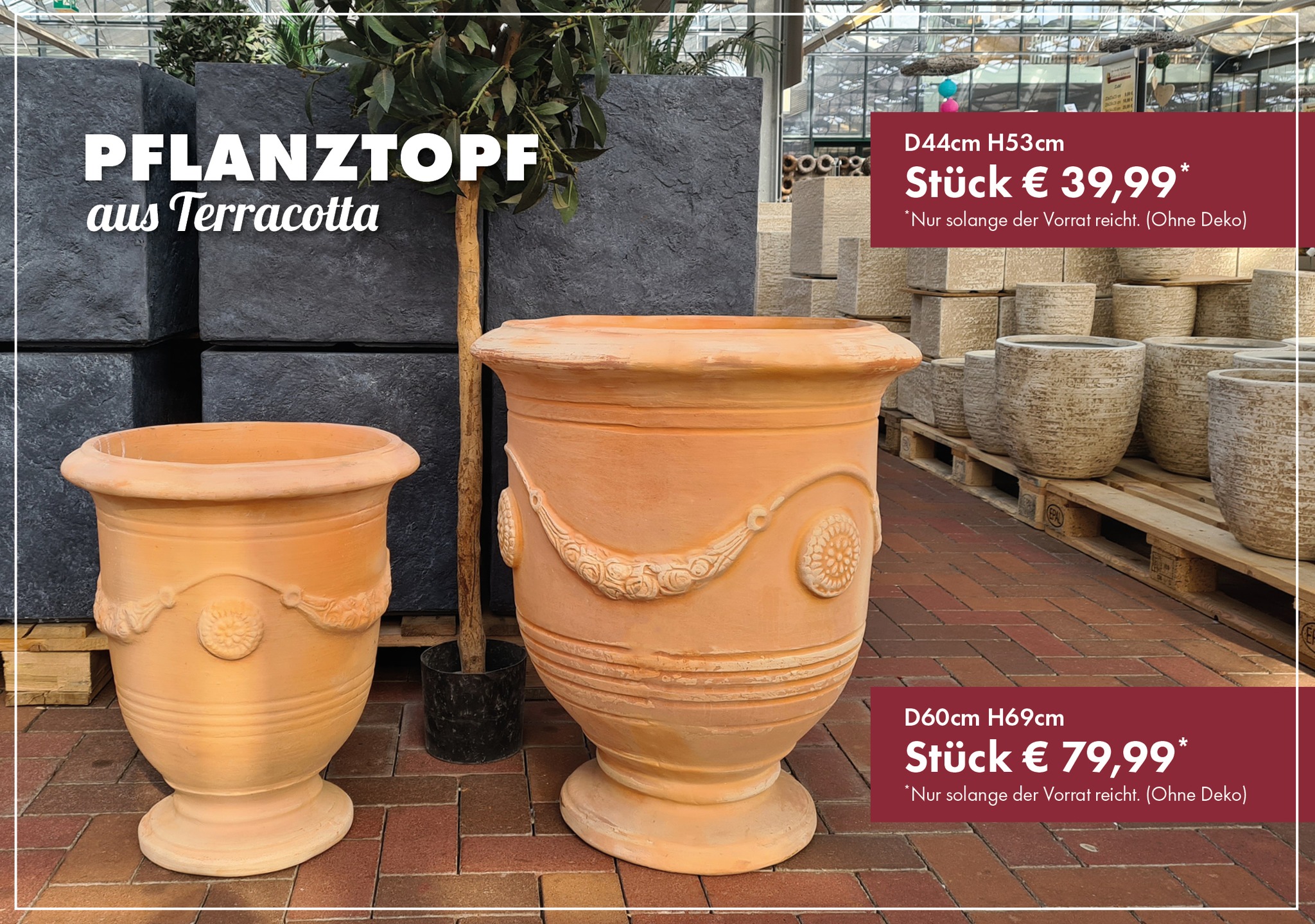 Terracotta (gebrannte Erde) ist die Bezeichnung für unglasierte, keramische Erzeugnisse der Gruppe Tonwaren. Terracotta kann auch den natürlich-warmen, erdig bis rötlichen Farbton bezeichnen, der für diese Keramik typisch ist