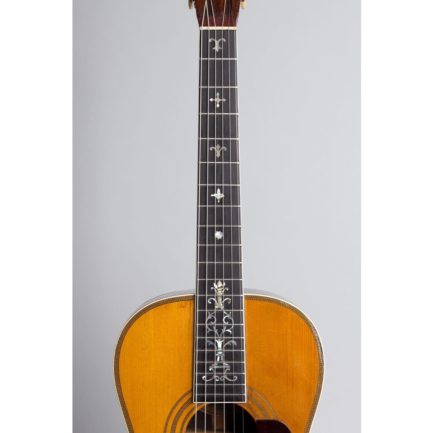 1920s. Regal Parlor Guitar .