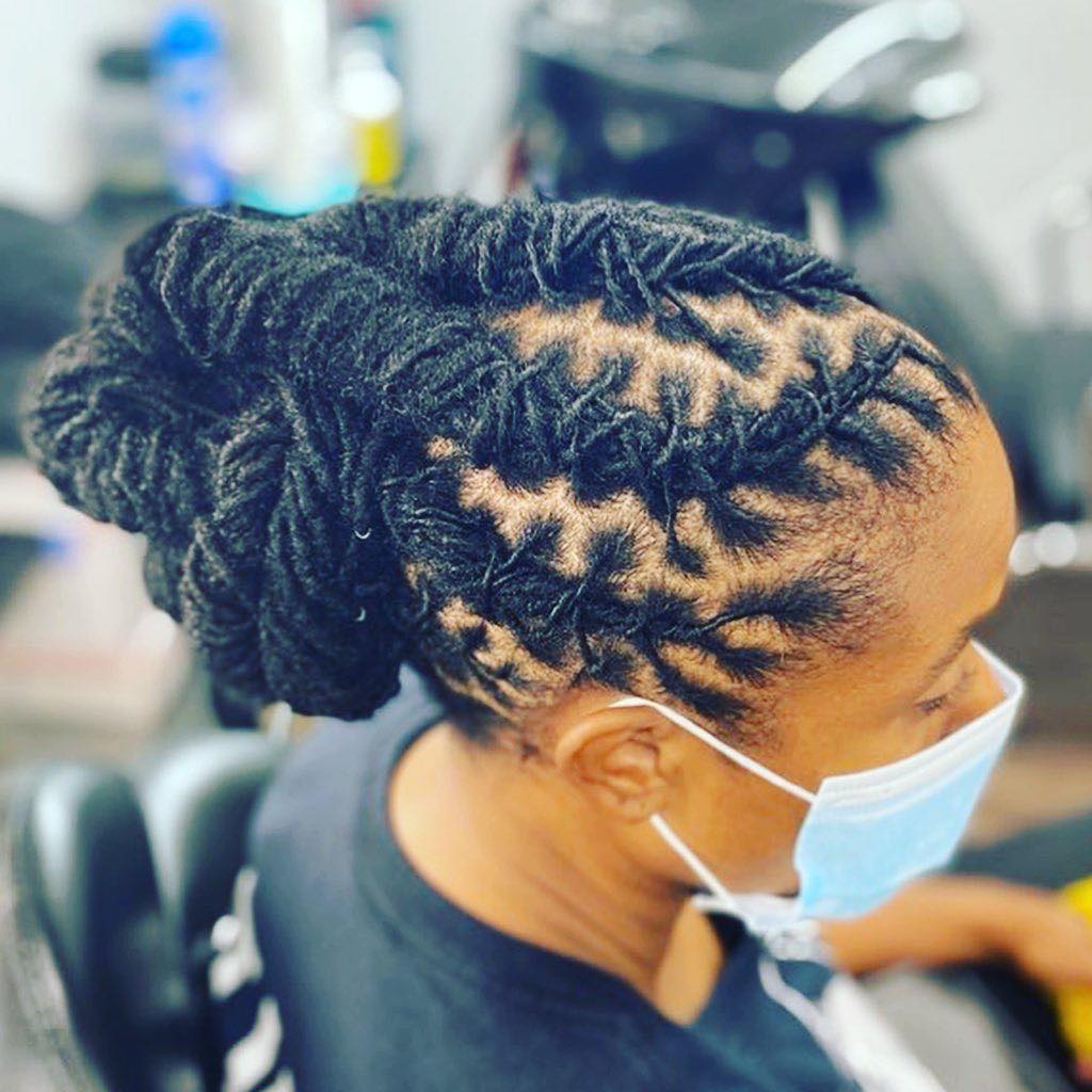 Tic Tac Toe Hair Lounge - It’s the lashes for me🤷🏽‍♀️ . . Artists ...