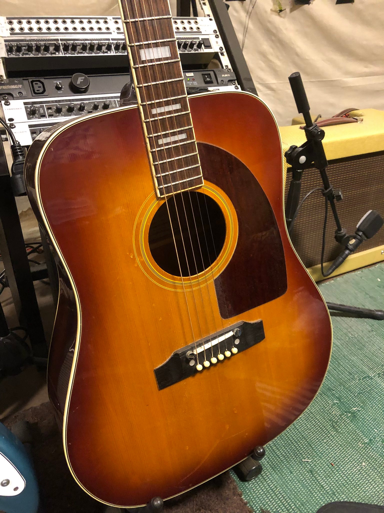 Early 1976 Ibanez Concord 695.