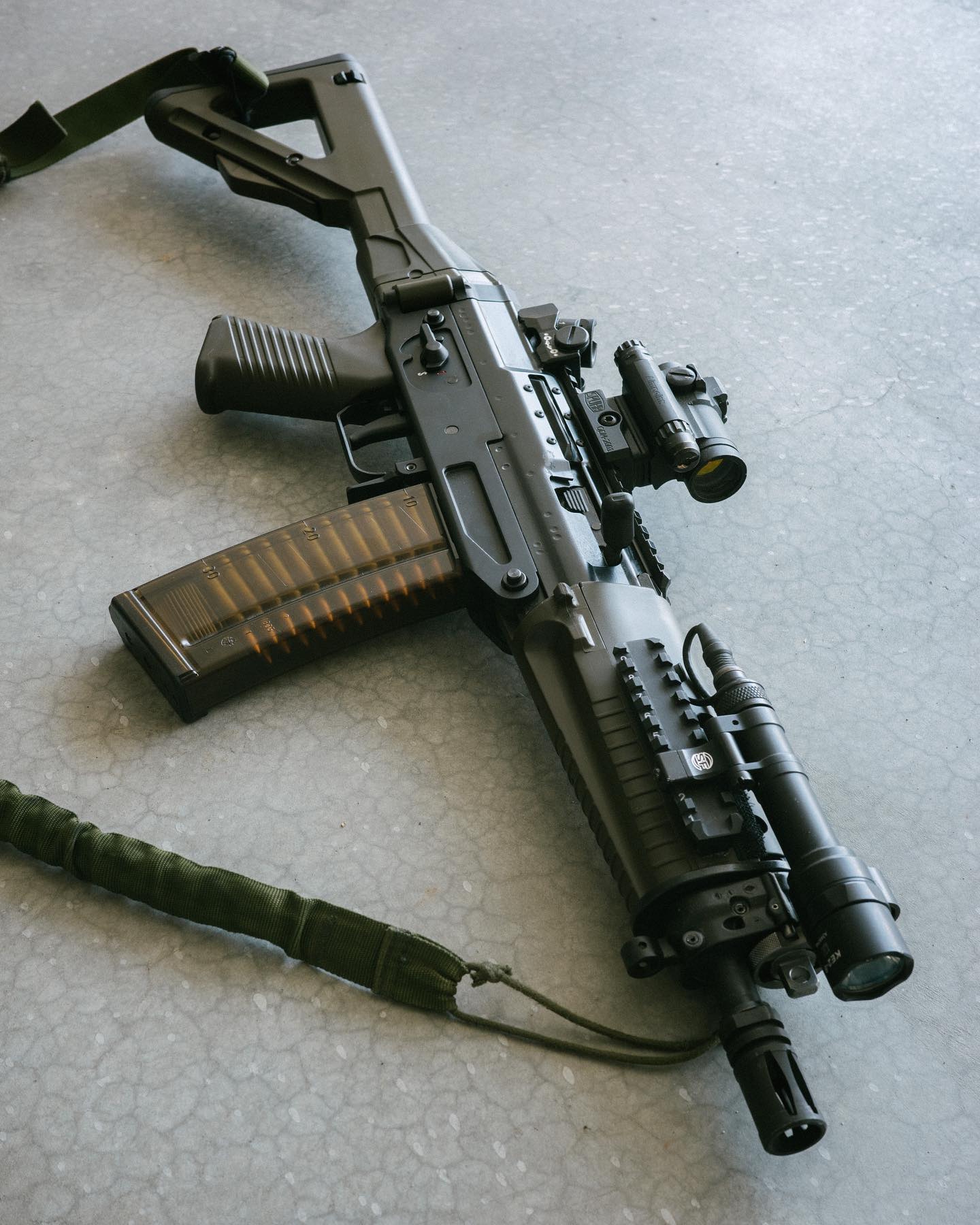 ラートム I love Sig 553