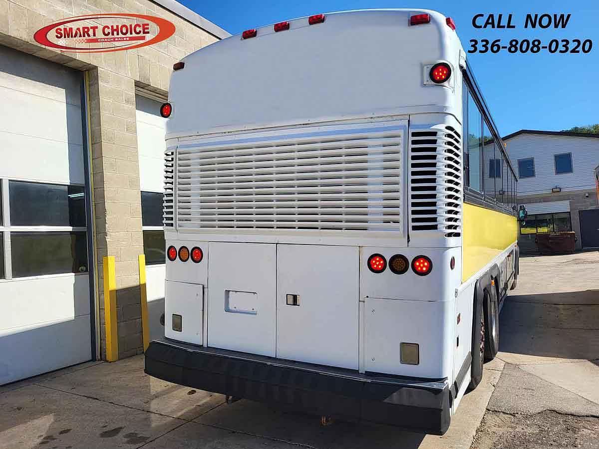 1997 MCI 102D3