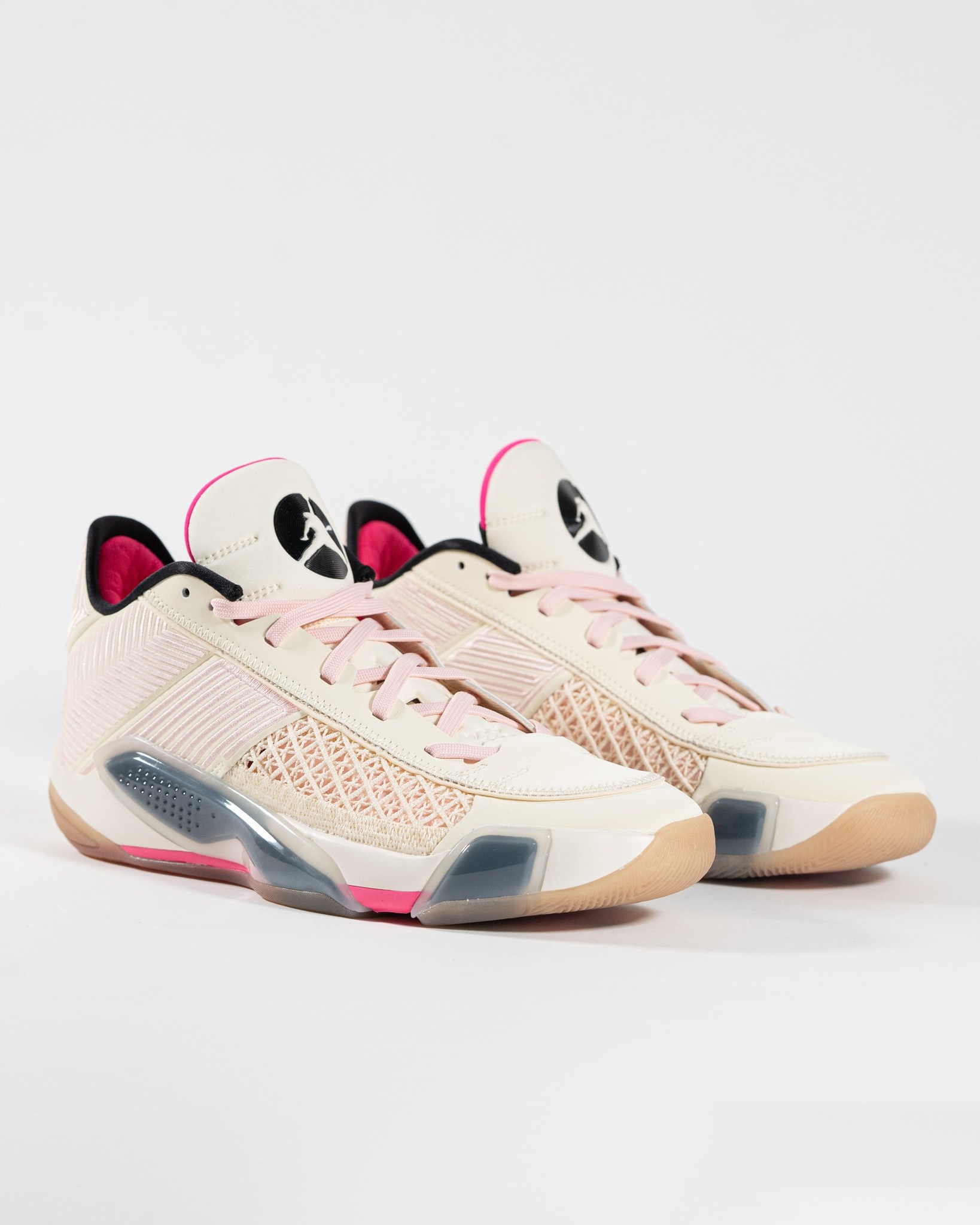 Nike Air Jordan 35 'Sunset'! Available at selected #FootLockerME