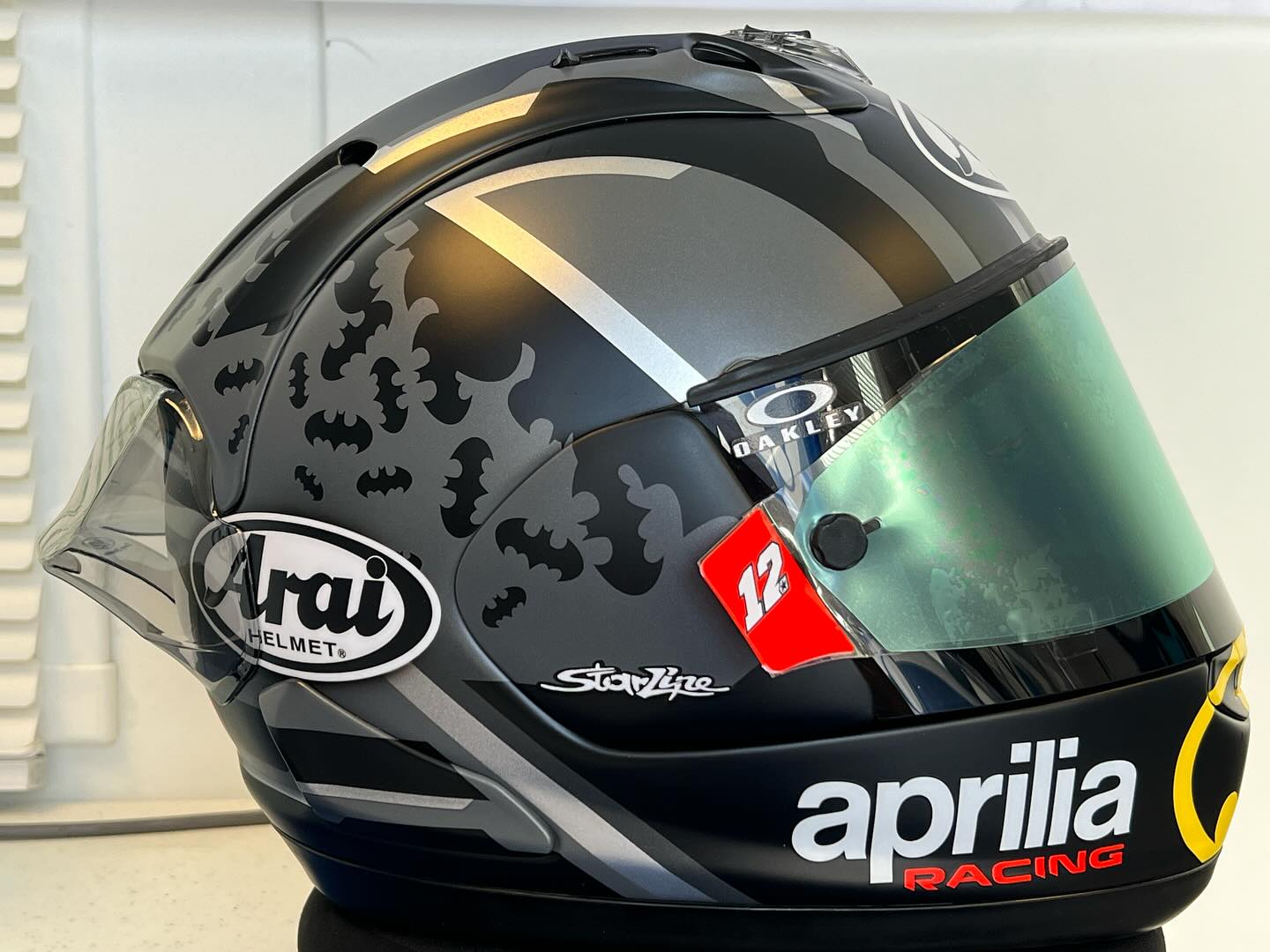 arai aprilia helmet OEM Overtake Full Face - White derived from the VAS Arai Aprillia RSV4 RF X