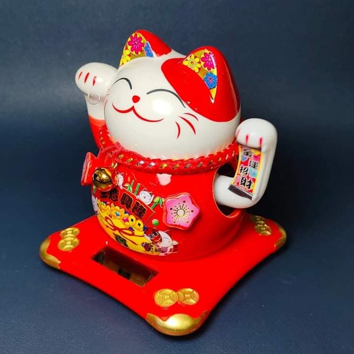 NEW!! 🐱✨ 招き猫の置物が新登場！ Maneki-neko figurines are now
