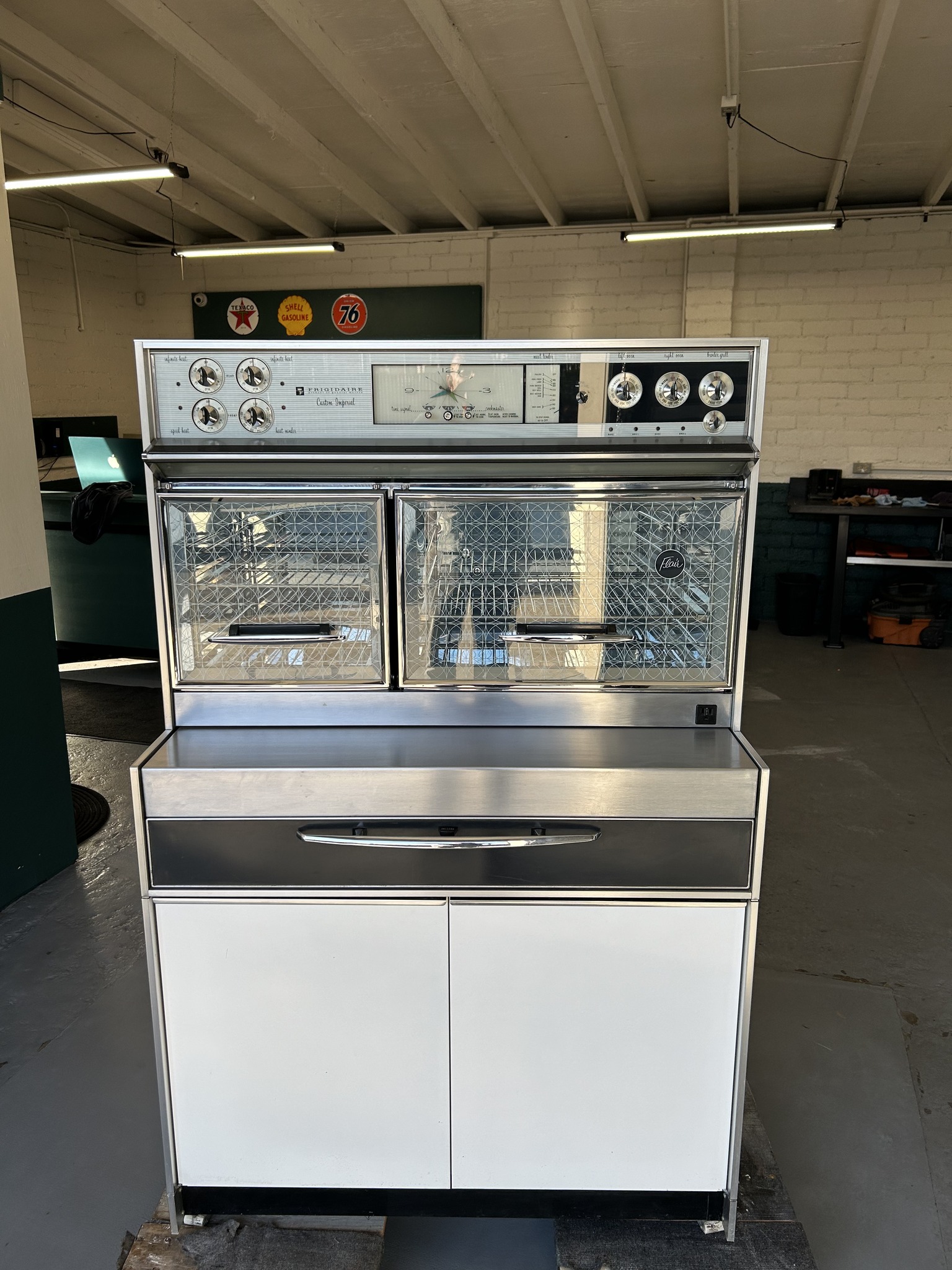 Frigidaire Flair Range