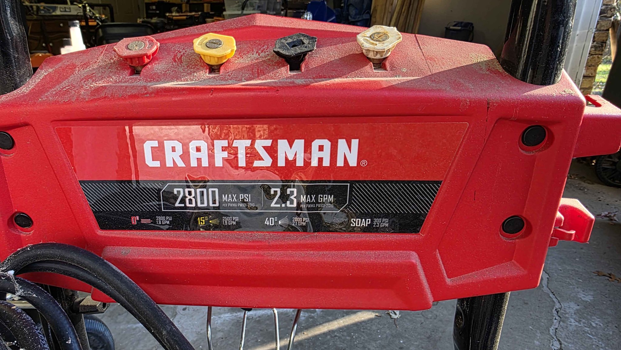 Pressure Washer - Craftsman Gas 2800 psi with soap attachment ...