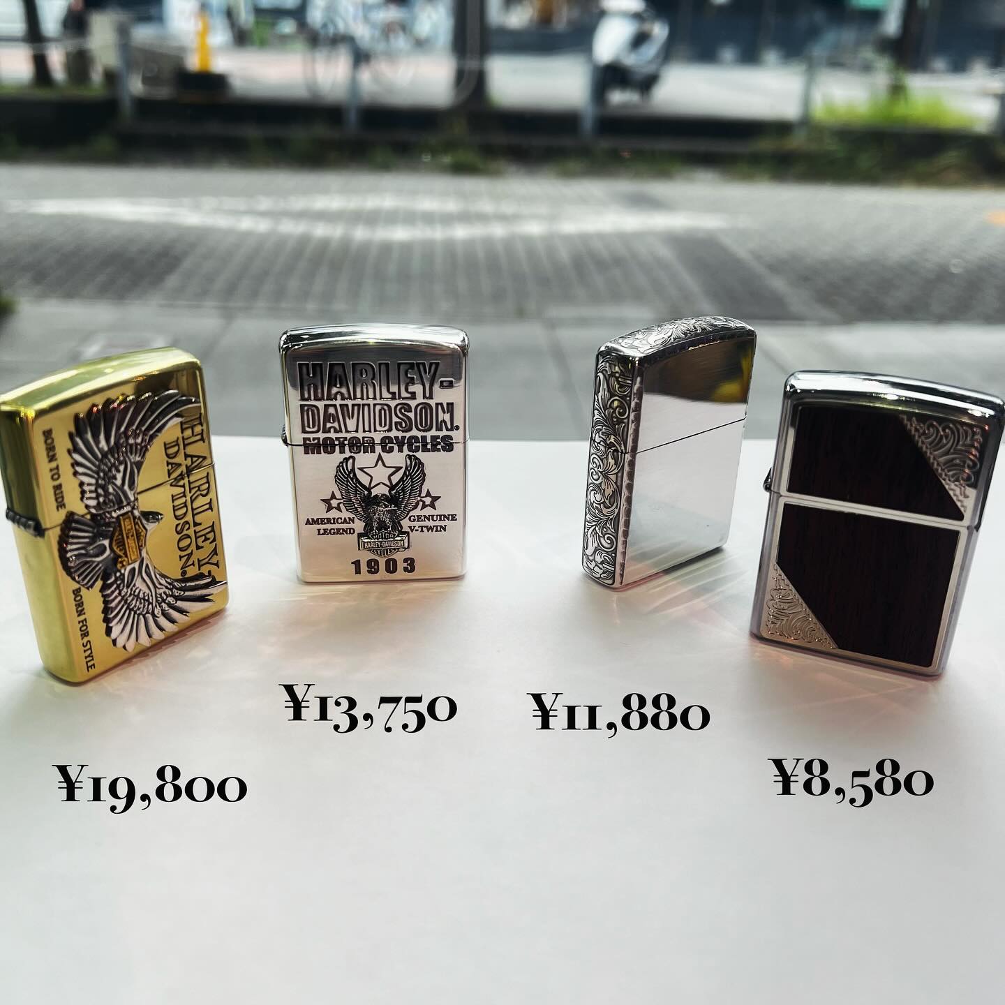 zippo新しいの入荷しましたよー！? 入荷心待ちにしていた皆様 お待た 