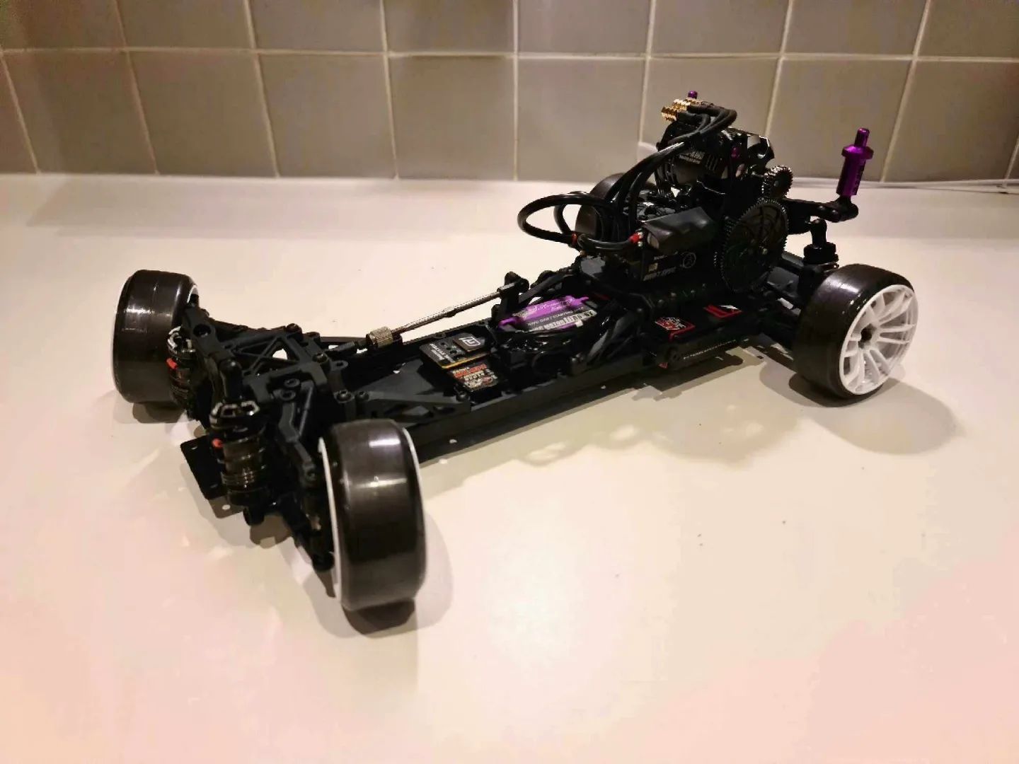 RDX Kansei V2 chassis setup with D.E.S racing parts