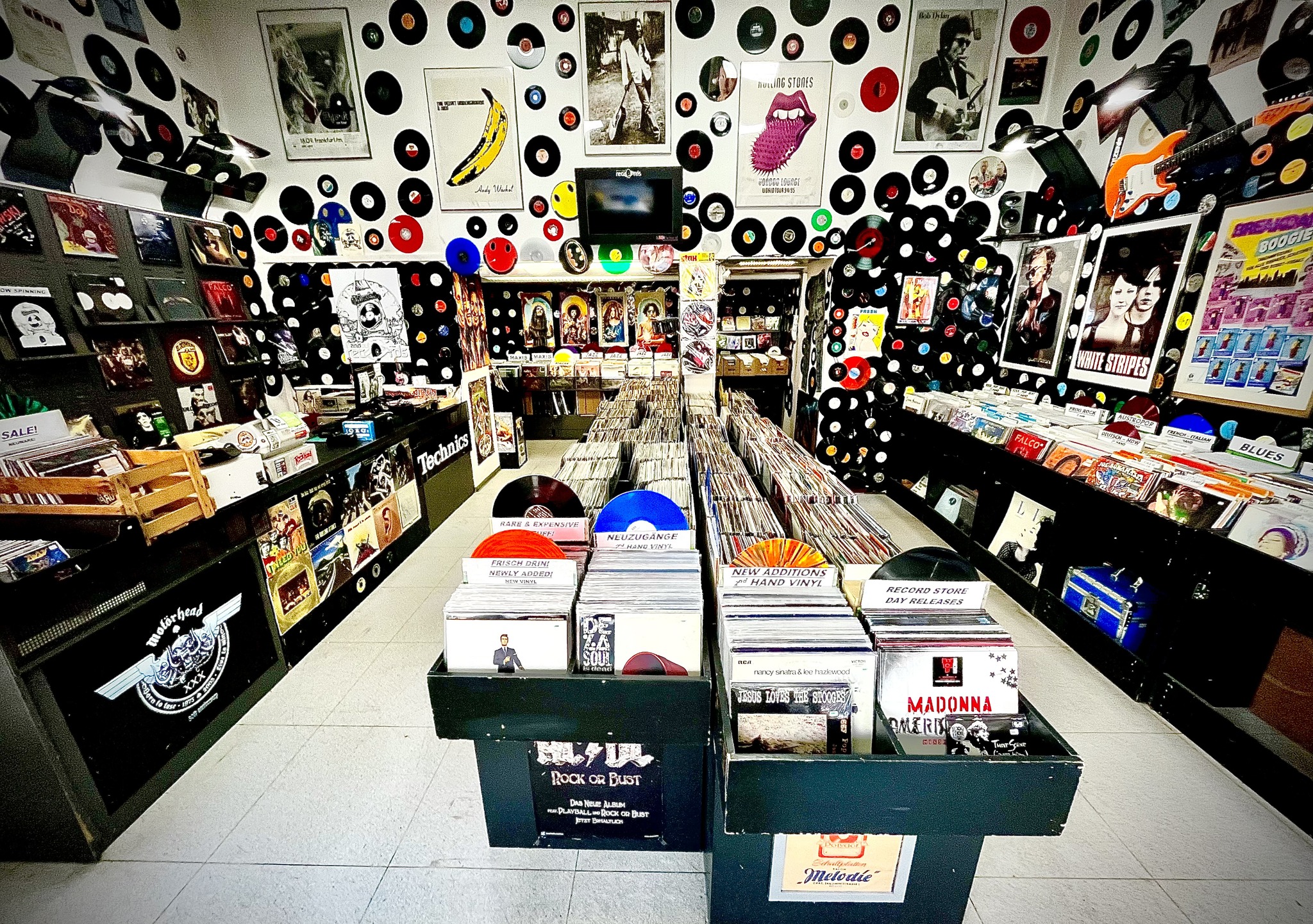 Inandout Records | Graz