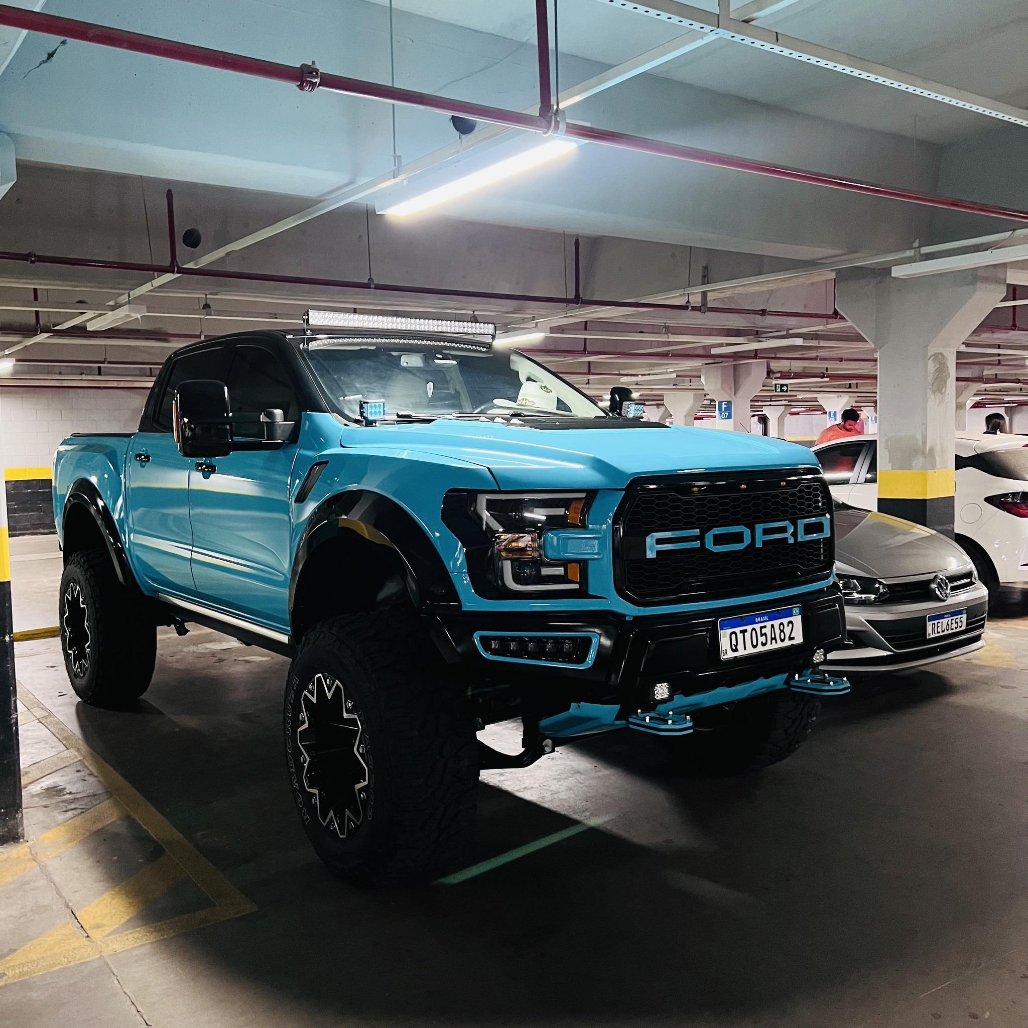 Corre, proprietário de Ford Ranger! Body kit Facelift Raptor na El ...