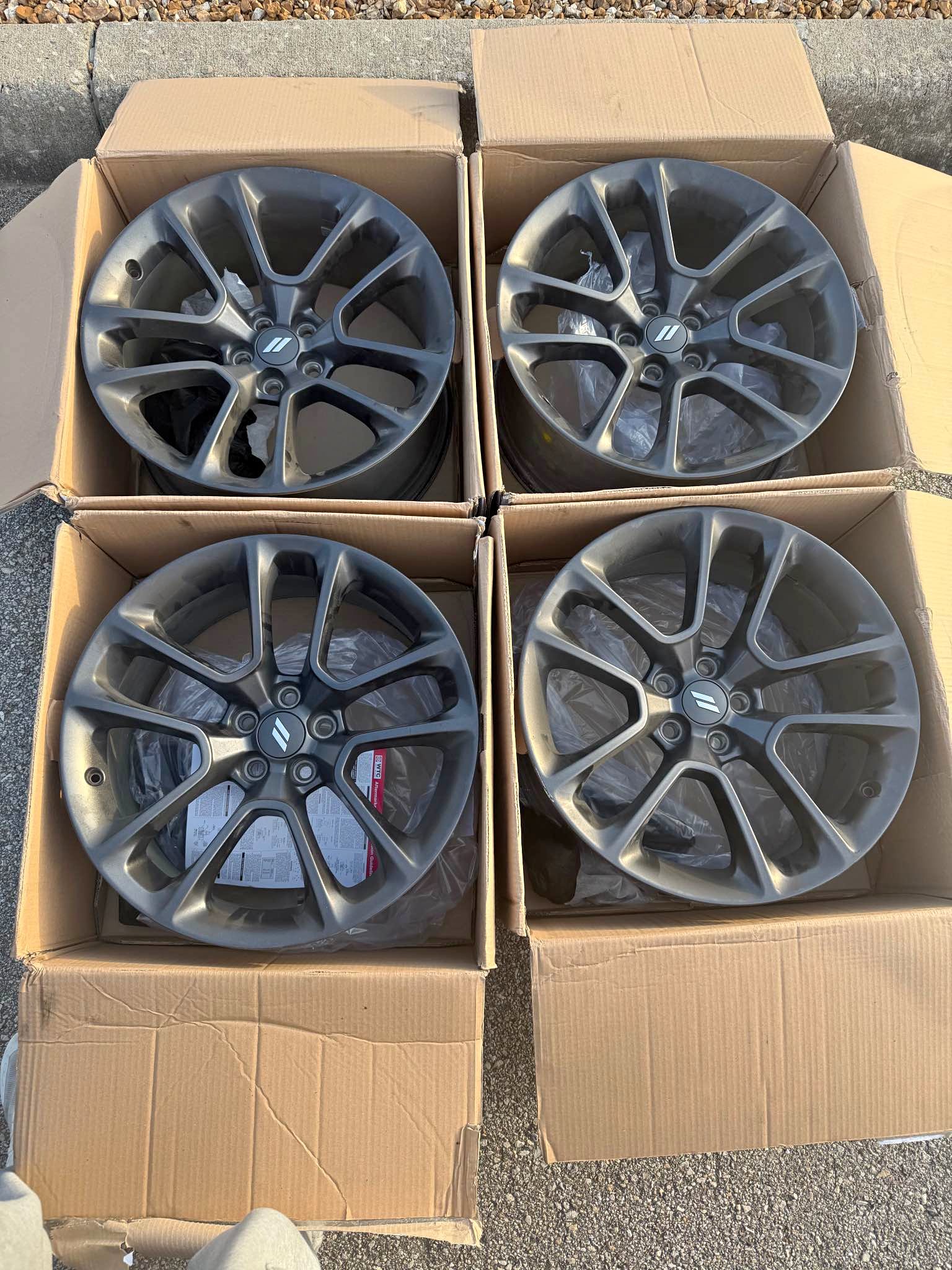 245x45x20 OEM Rims - Car Wheels, Tires & Parts - Whiteman Air Force ...