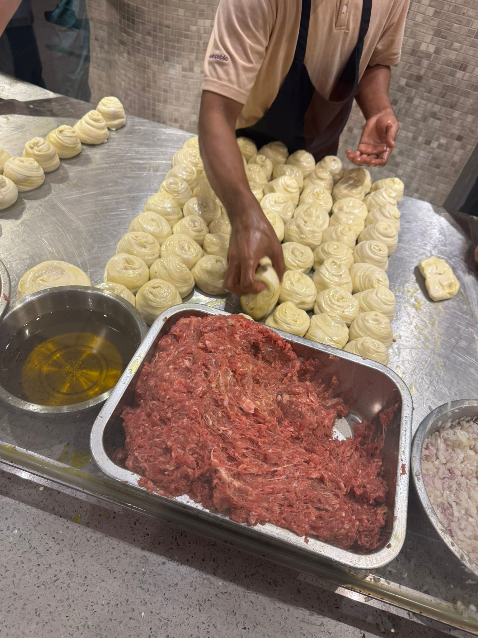 Day Off Mode - Chinese + Muslim = Chinese Beef Roti 🥩🫓... | Facebook
