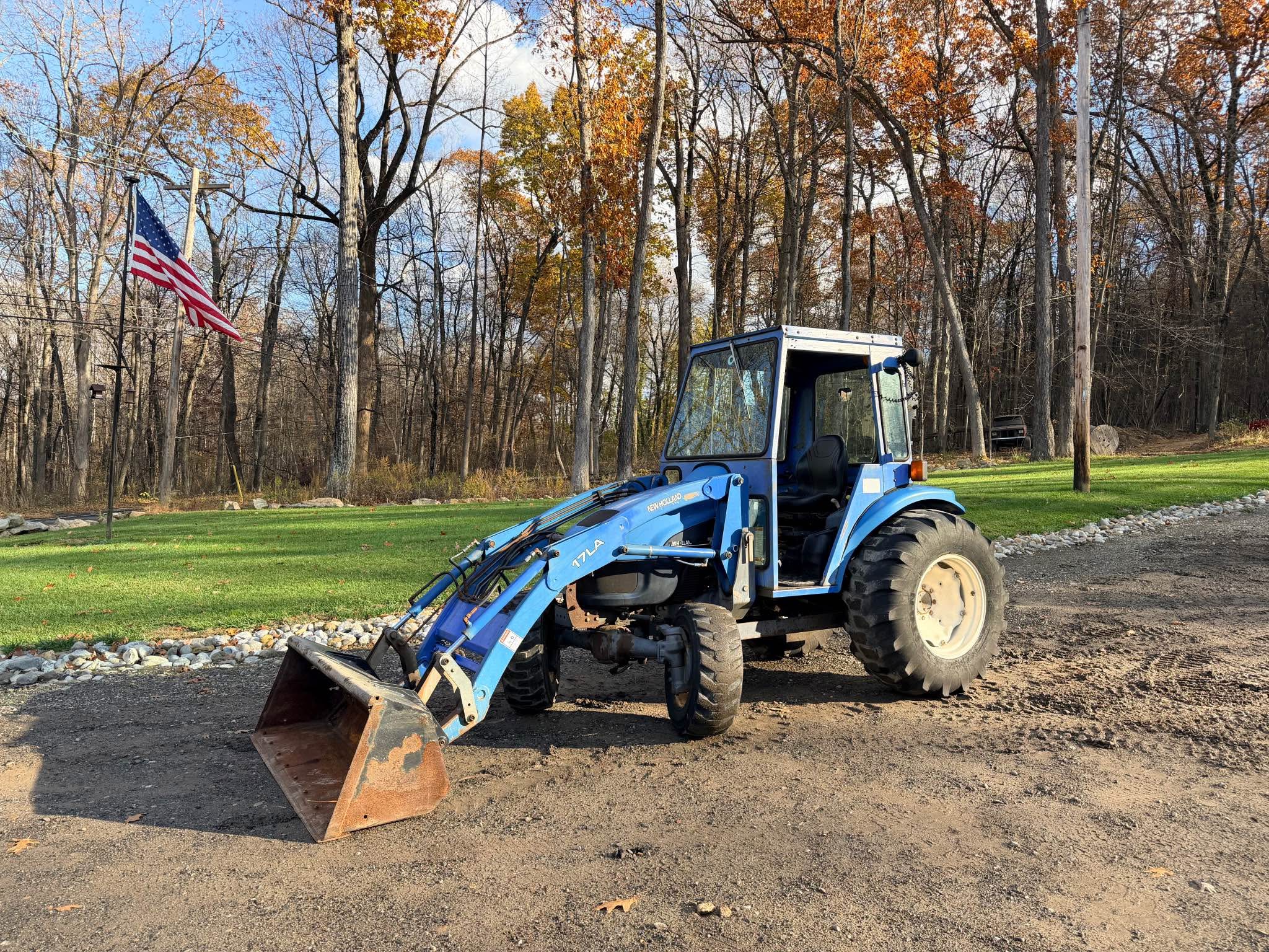 New Holland TC45D Super Steer Tractor With Loader 4x4 - Toy ...