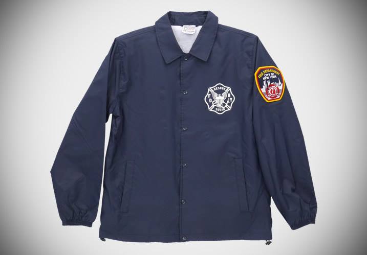 ナイキ NIKEメンズ ジャケットNSW FDNY COACHES JACKETナイキ コーチジャケットBLACK ブラック RED レッド 黒 NY ニューヨーク 消防局 ナイロン 赤 リフレクター THE MATERIAL WORLD