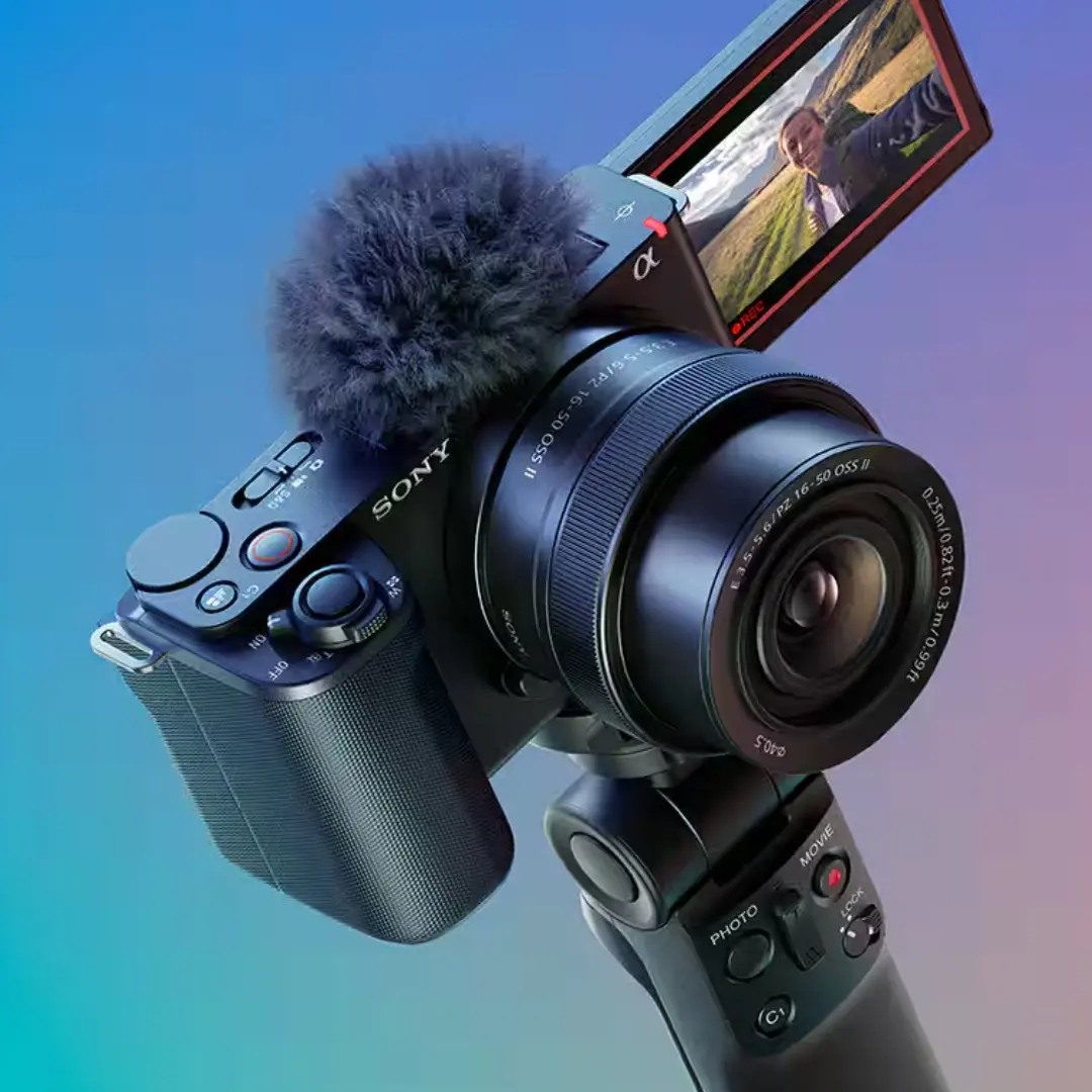 Sony ZV-E10 with Sigma 18-50mm F2.8 What's your go to Sony ZV-E10