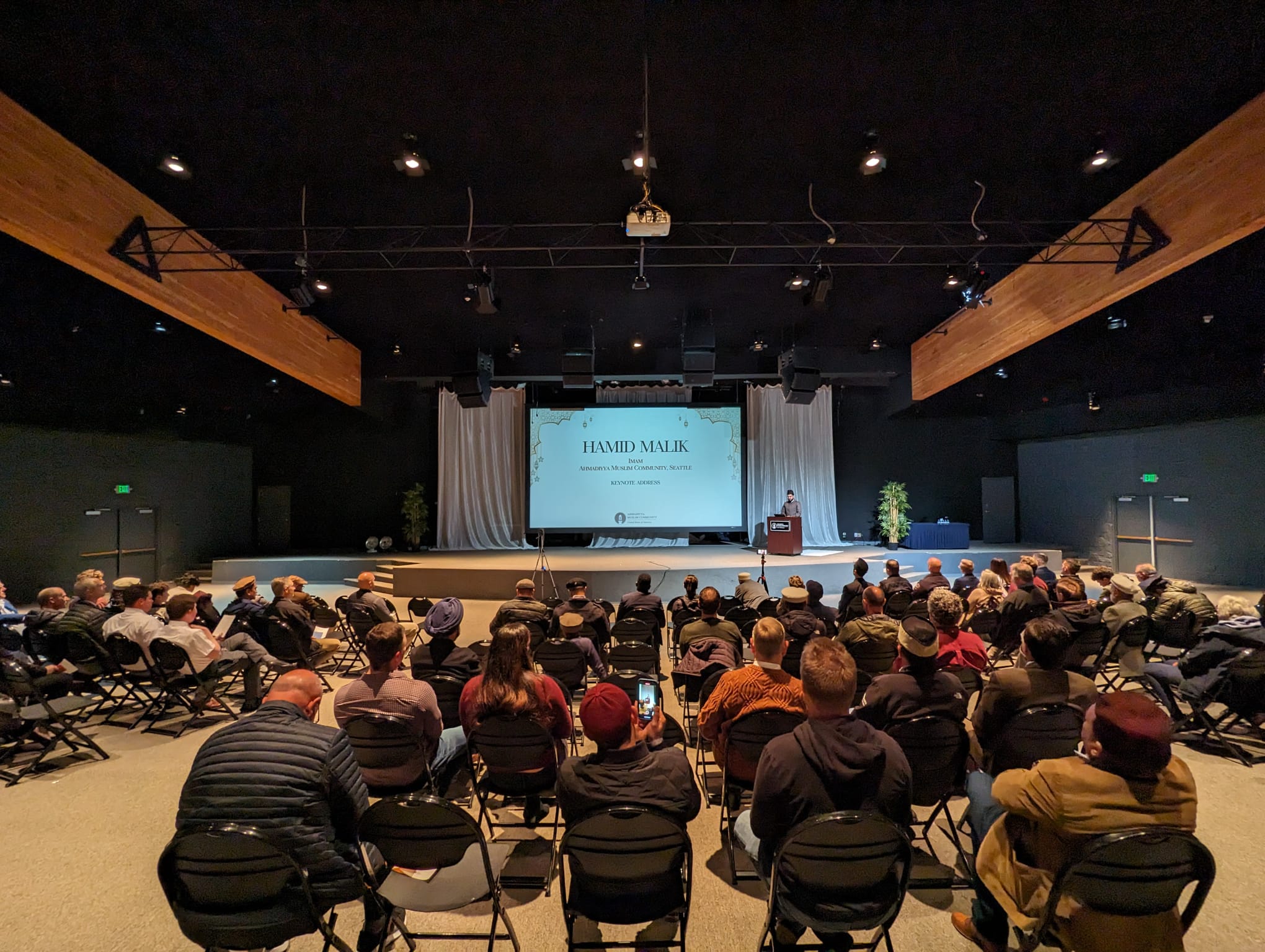 Ahmadiyya Muslim Community Seattle, WA Chapter | Monroe WA
