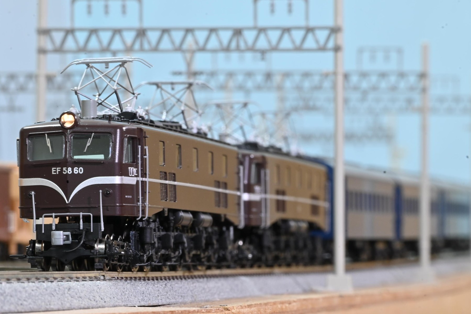 トラムウェイ TW-EF58T 国鉄 EF5860 前面大窓 一般使用時