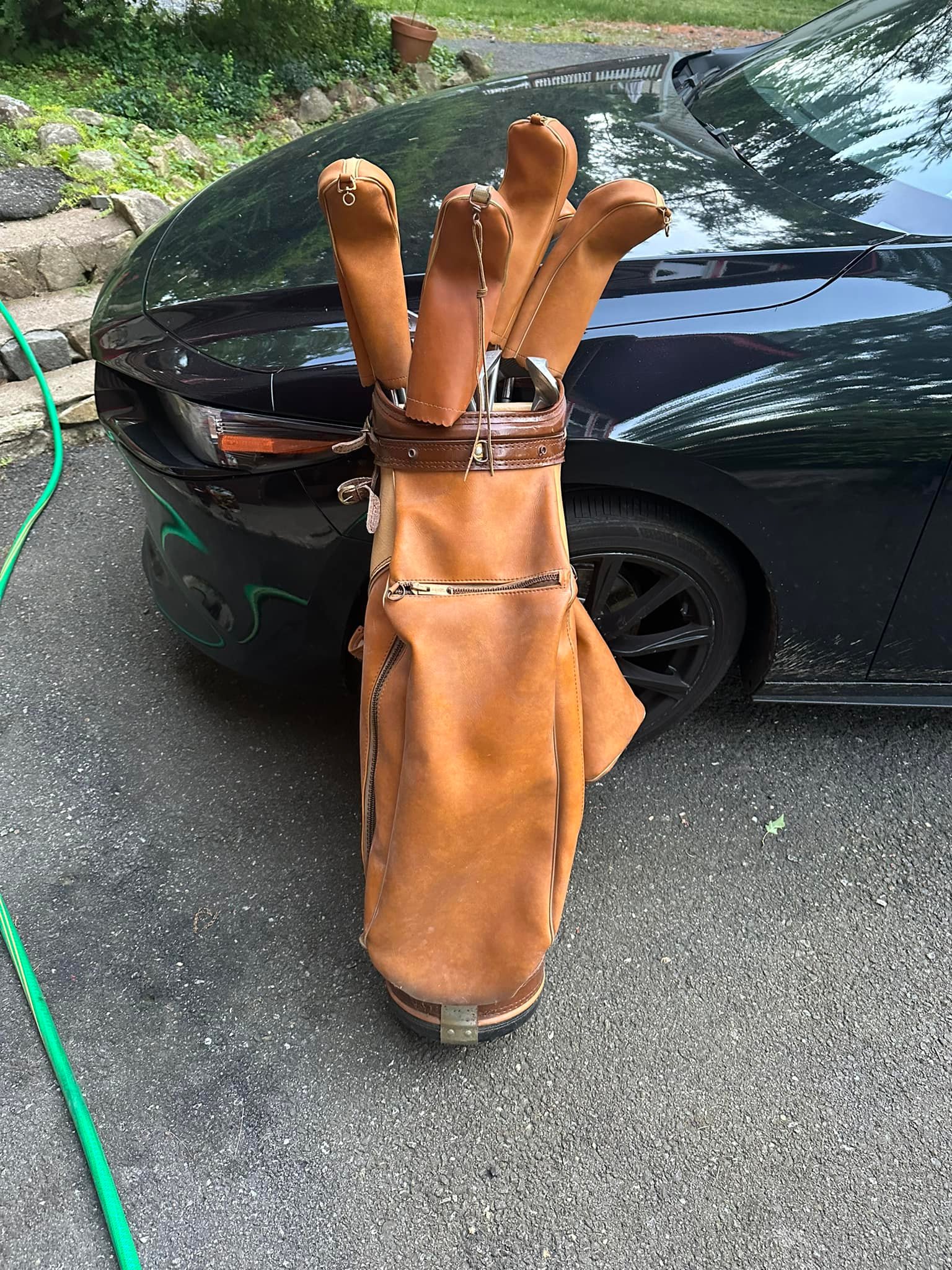What year and value is the Kenneth Smith golf set?
