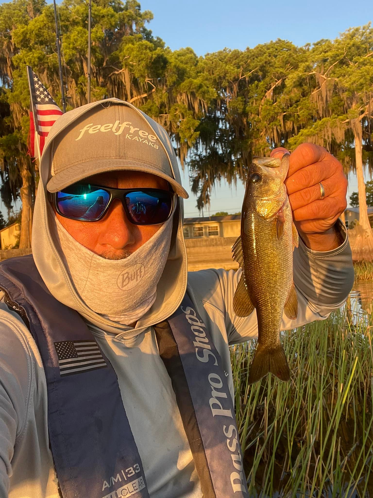 feelfree lure 13.5 fishing kayak V2 Desert Camo pedal or power Nope lake fun with Feelfree