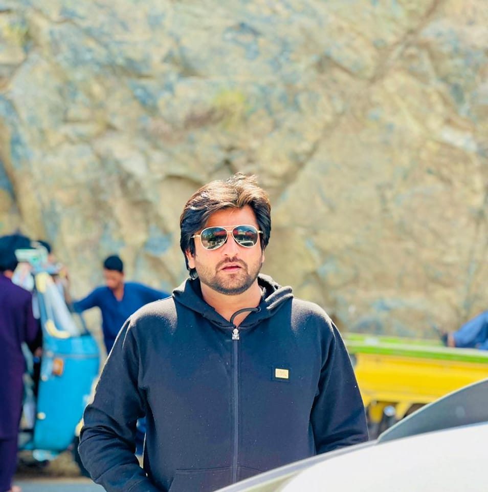 Ma shah Allah zaiqy me fast baryani Lahore Pakistan langar jari o sari ...