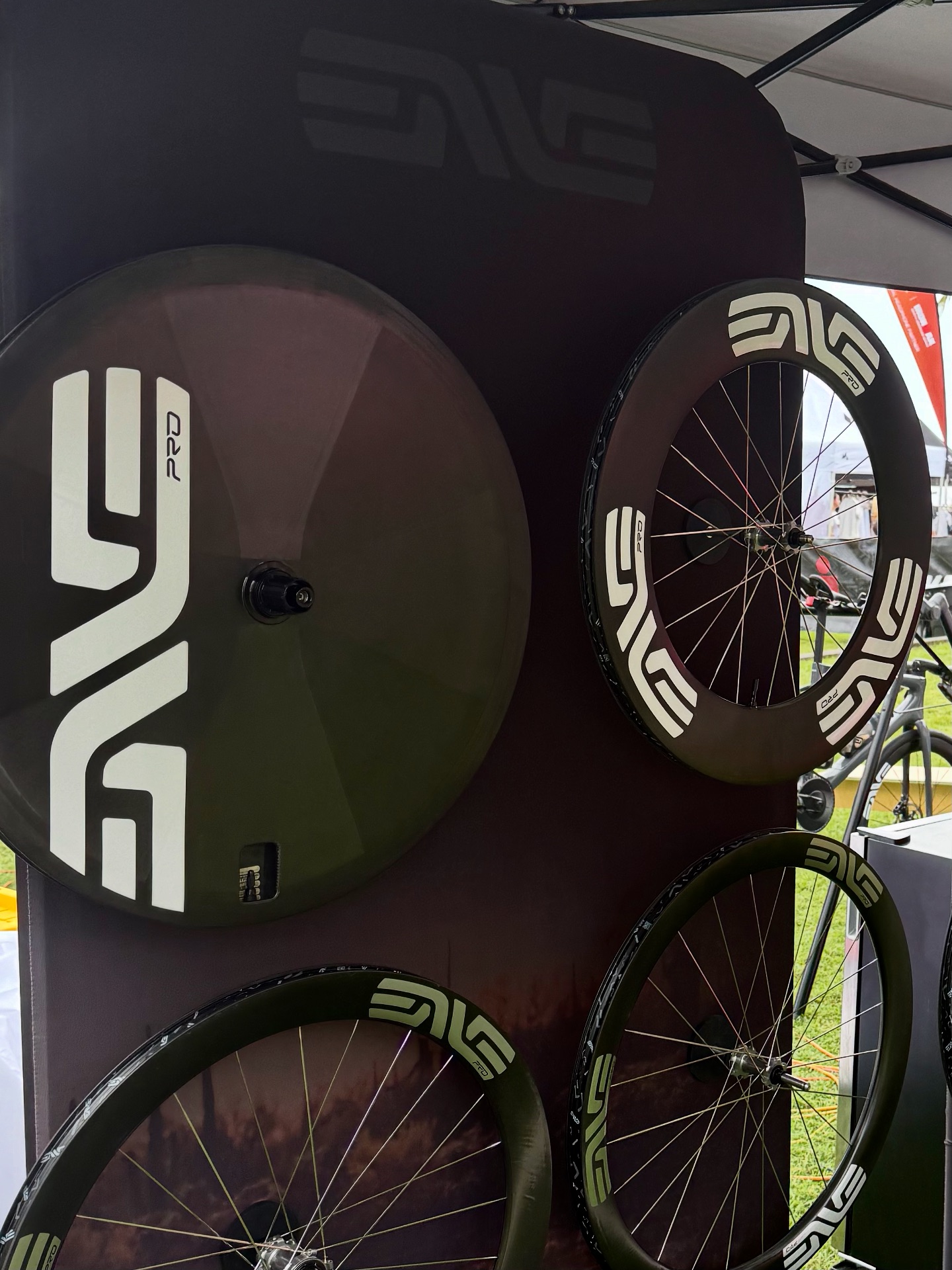 Octagon - It’s finally here.🔥The new ENVE Disc and the SES 100mm Wheel ...