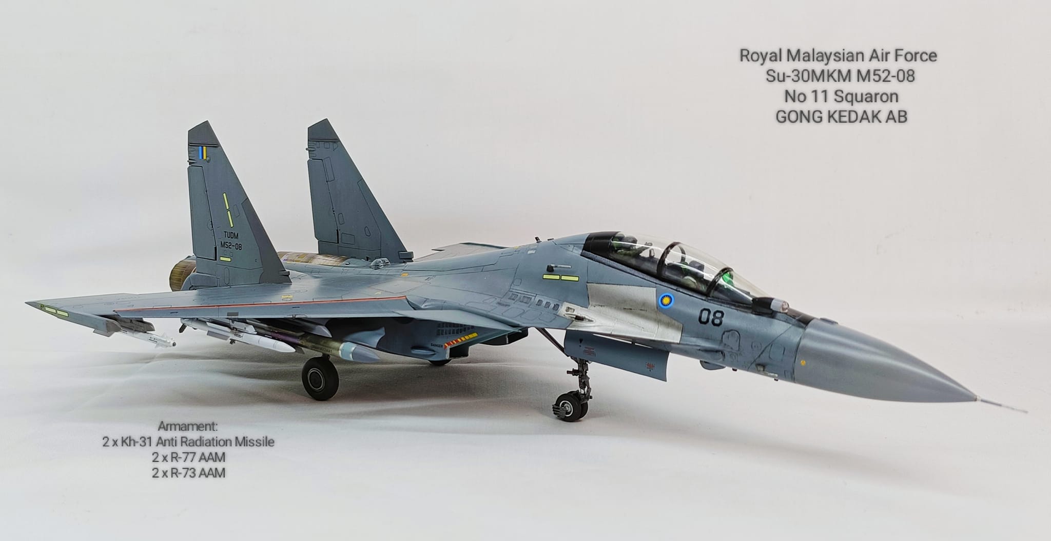 F-Toys 1/144 Su-30SM model from 22nd Guards Red Banner Fighter