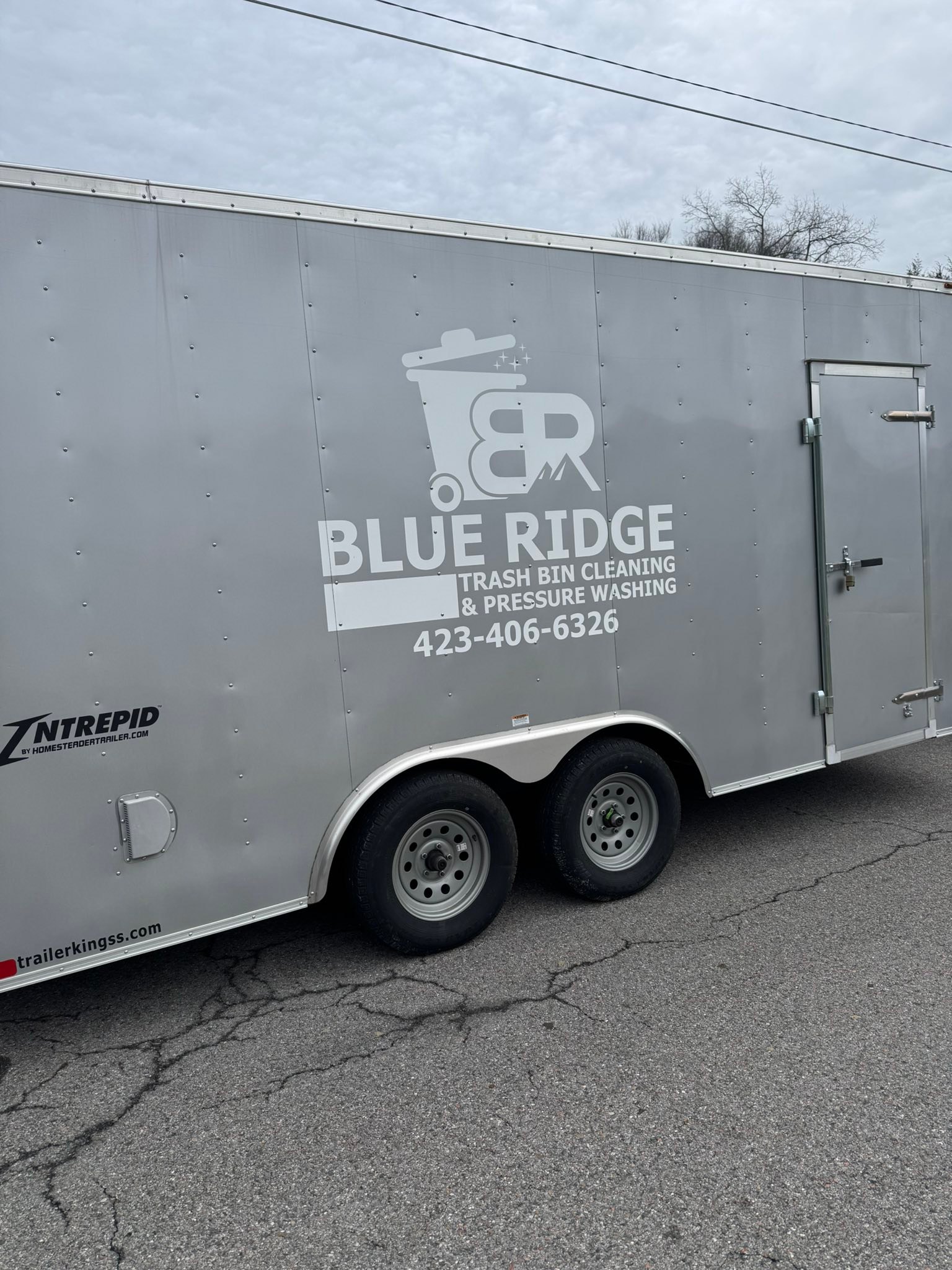 Blue Ridge Trash Bin Cleaning