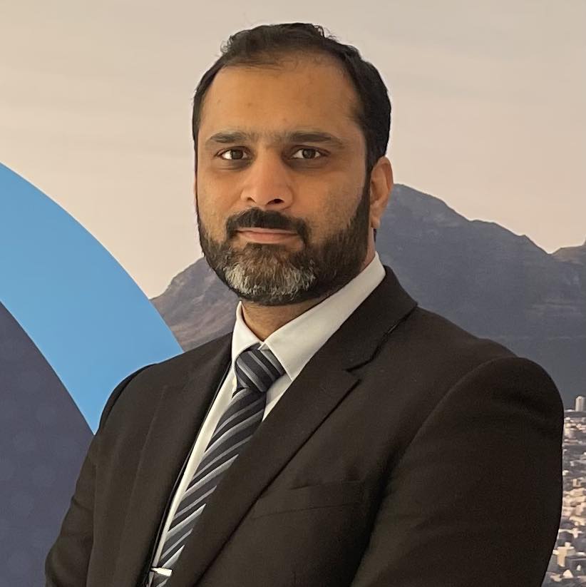 Neurosurgeon Dr. Zubair Mustafa Khan | Lahore