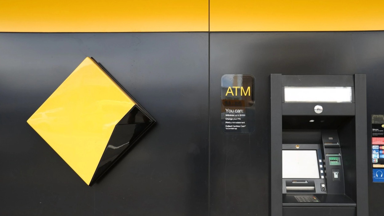 MILLIONS of CommBank customers... - The People's Revolution | Facebook