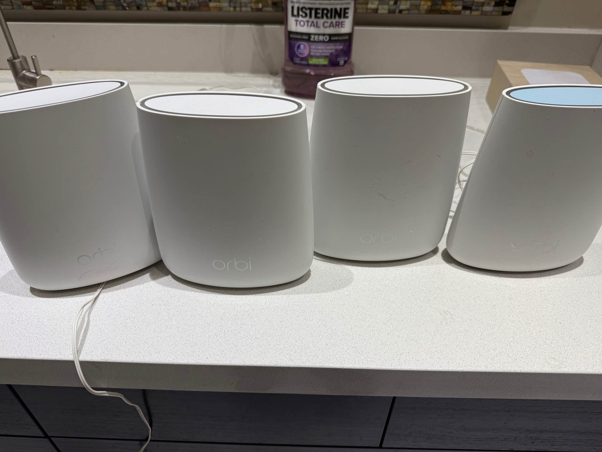 Only 80!!!orbi rbs20 satellite and router - Bridges & Routers - Markham ...
