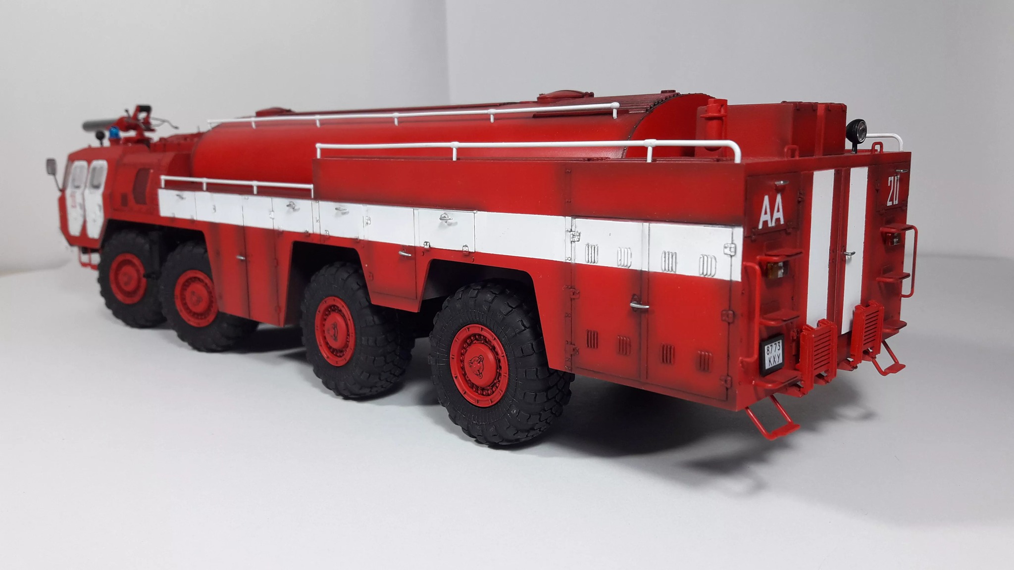 AA-60 (7310) model 160.01 ARFF Trumpeter 1/35